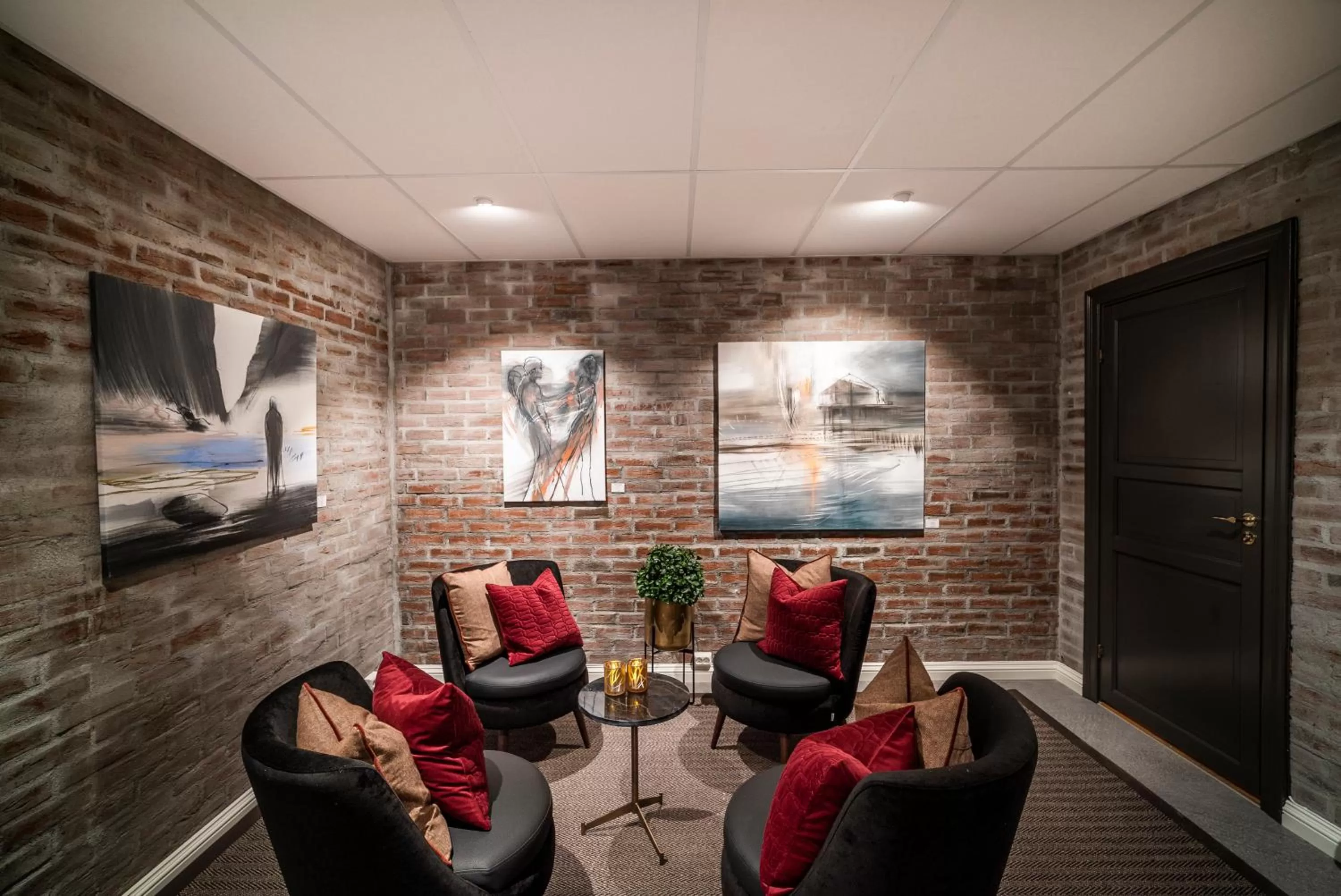 Lobby or reception in Aksjemøllen - by Classic Norway Hotels