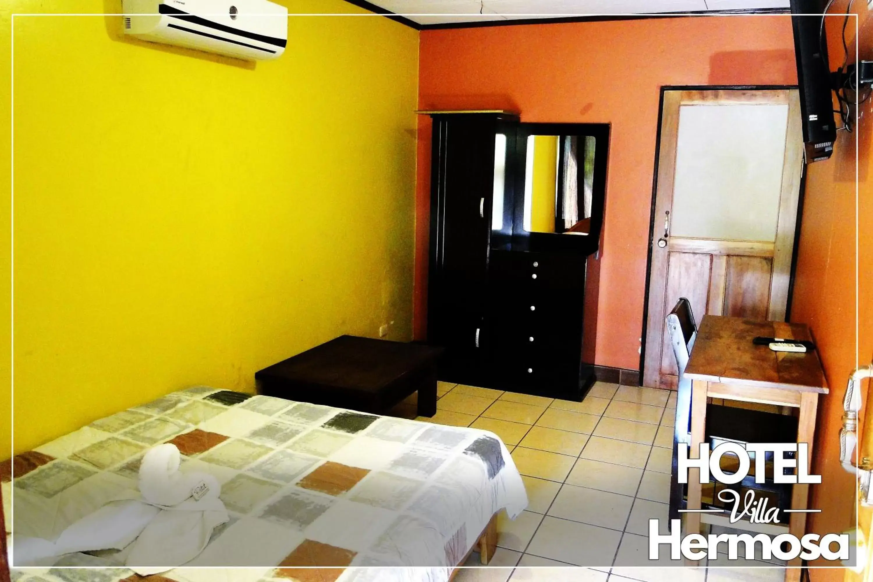 Standard Room with Private Bathroom in Hotel Villa Hermosa Standard Room with Private Bathroom in Hotel Villa Hermosa