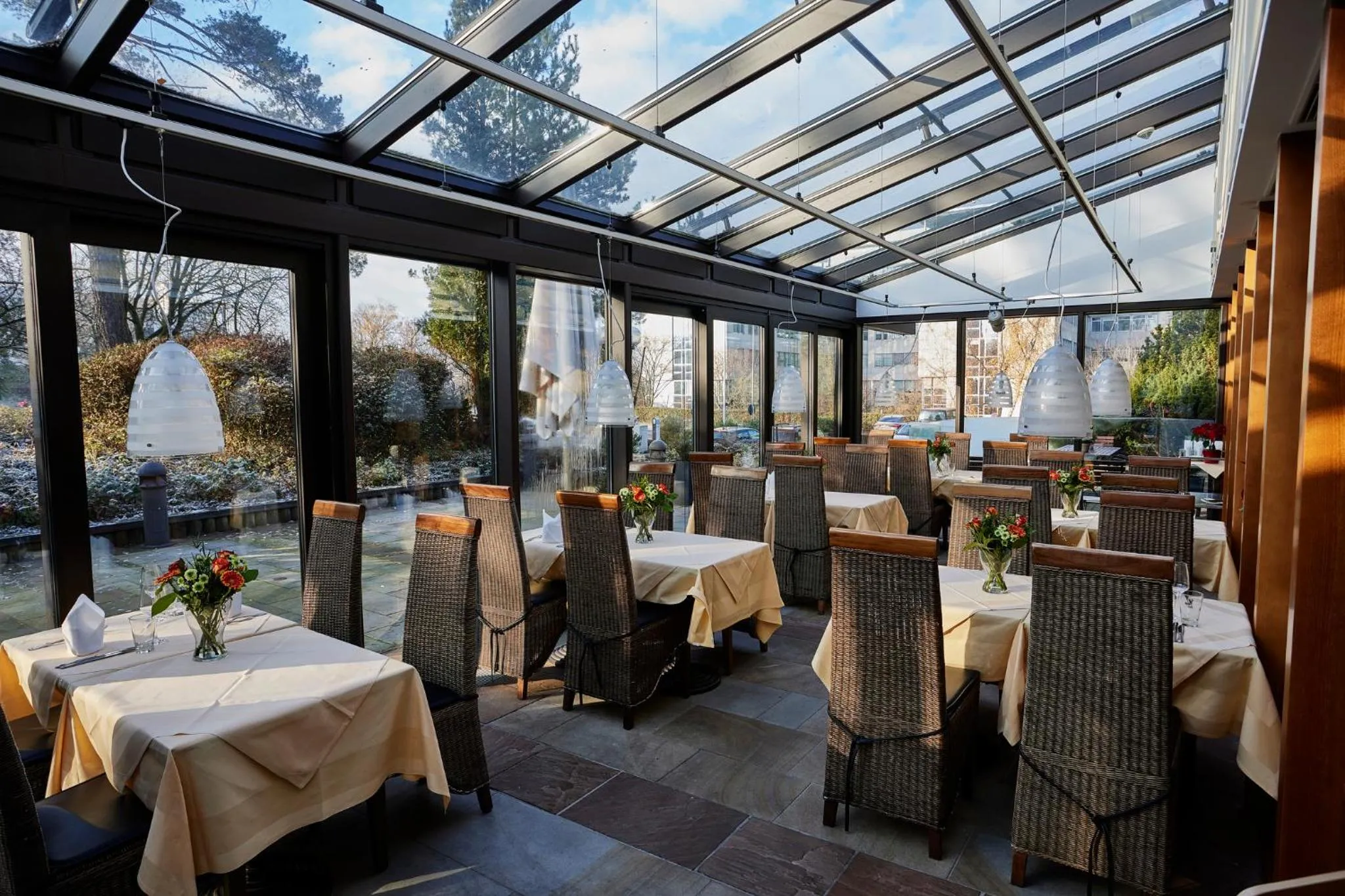 Restaurant/places to eat in Hotel Bredeney