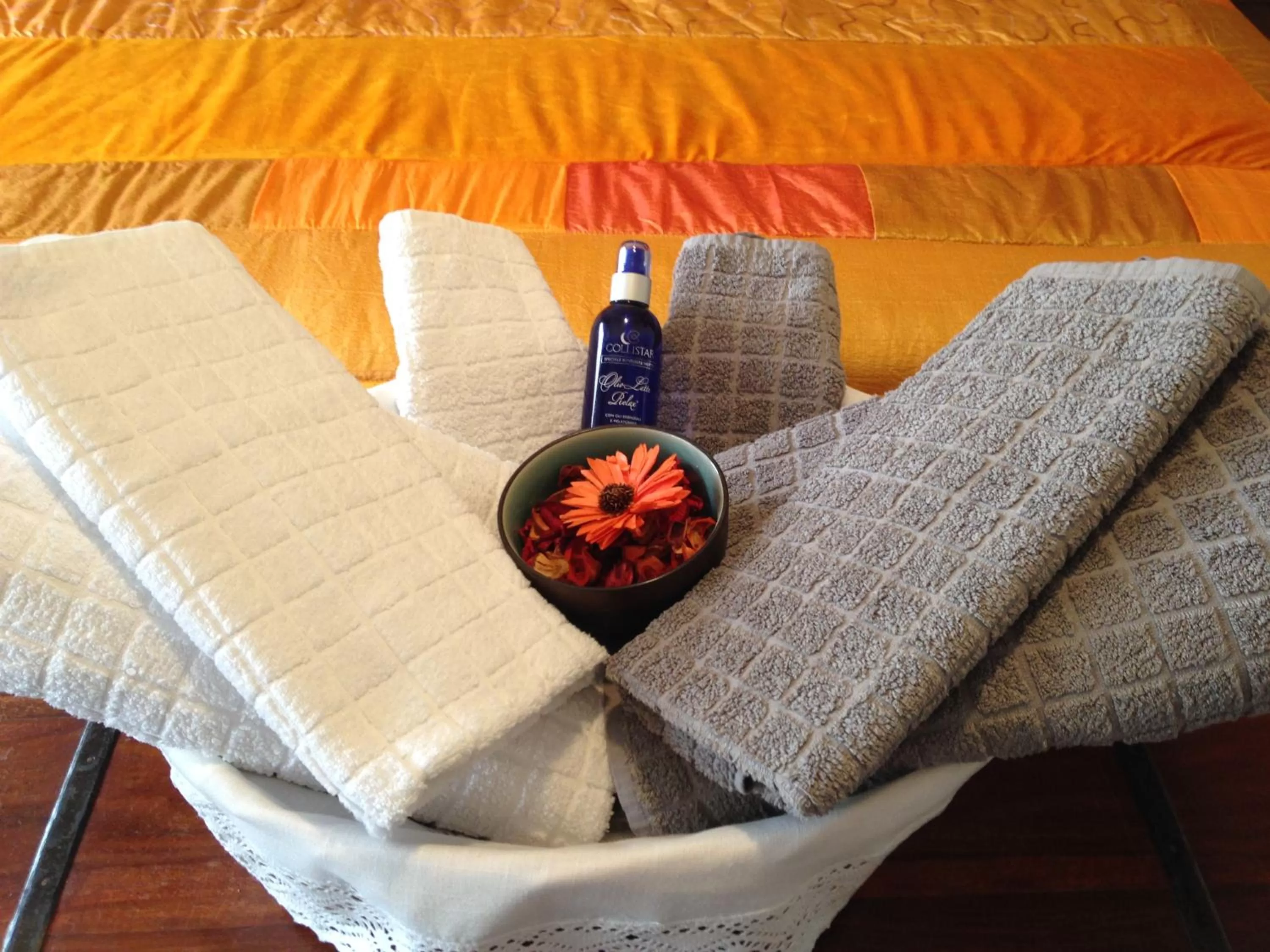 Bedroom in Chambre D'Hôtes le Phenix