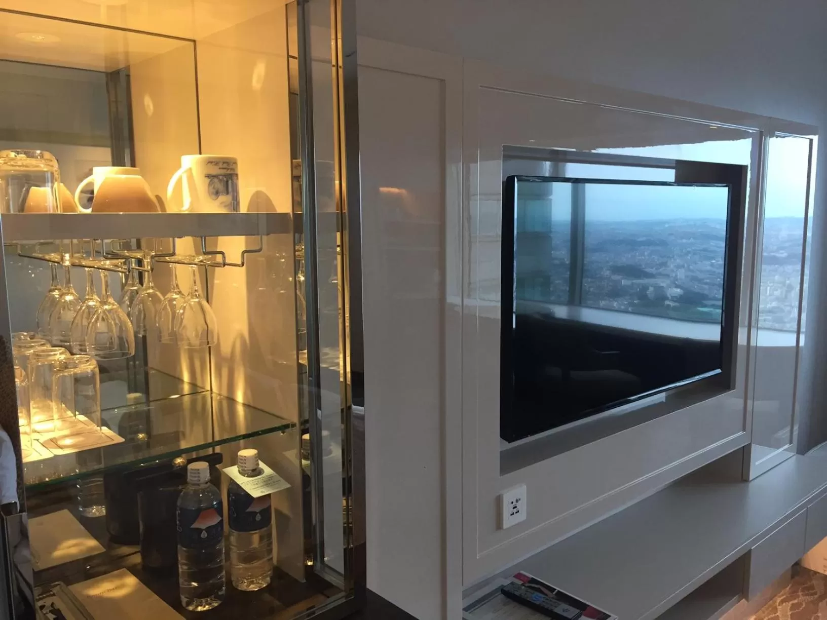 Yokohama Royal Park Hotel