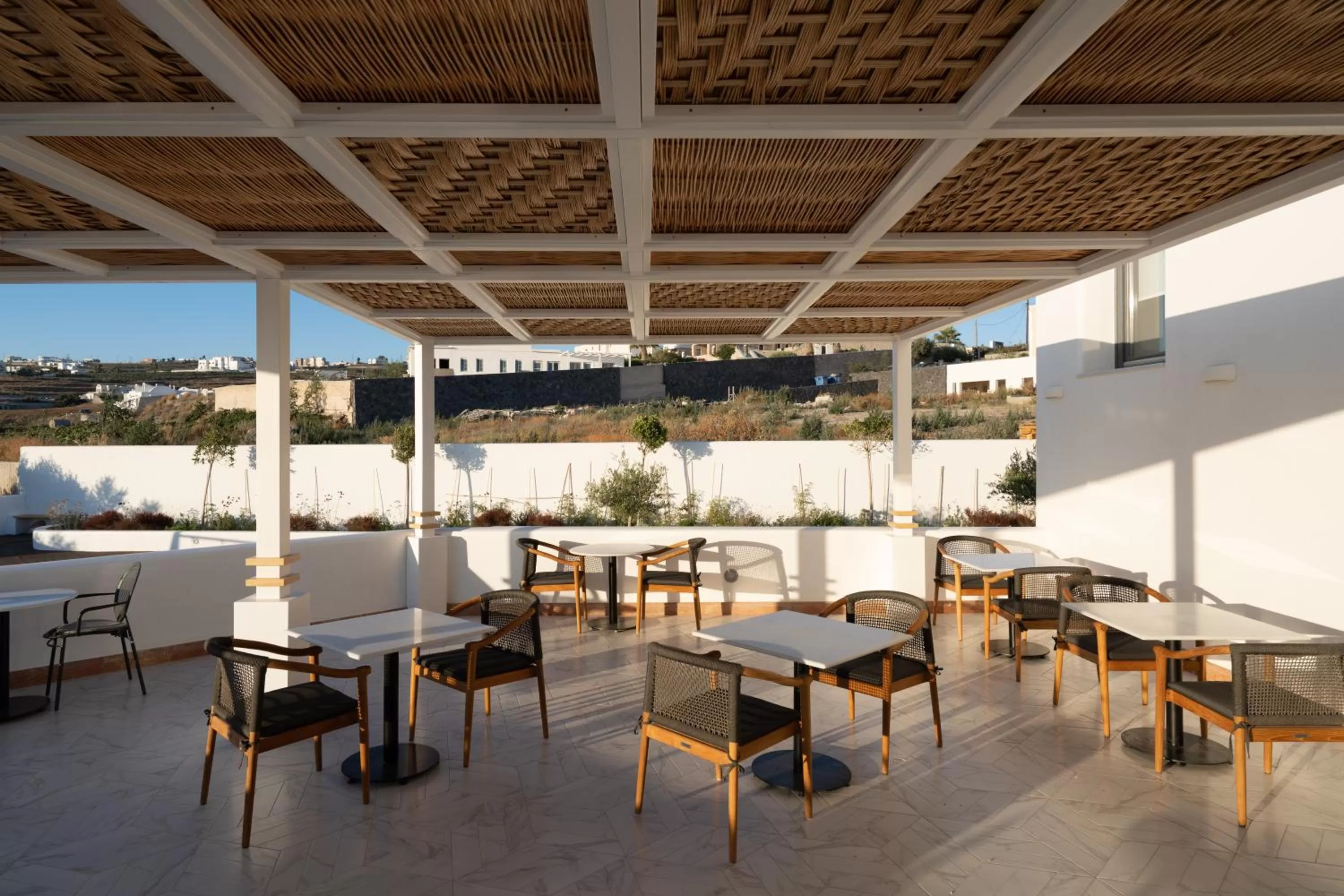 Restaurant/places to eat in De Sol Hotel & Spa