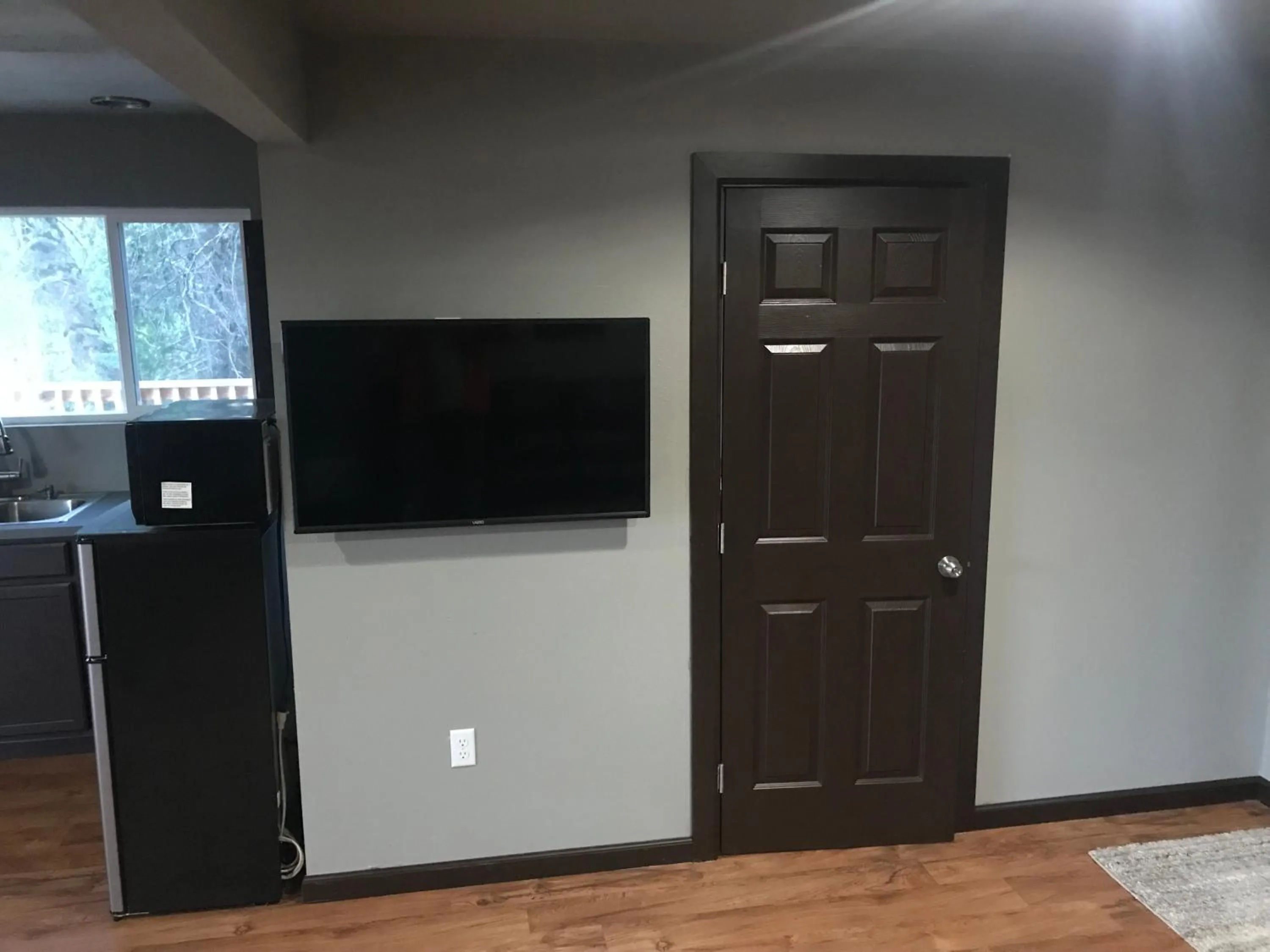 Mountain Trail Lodge and Vacation Rentals