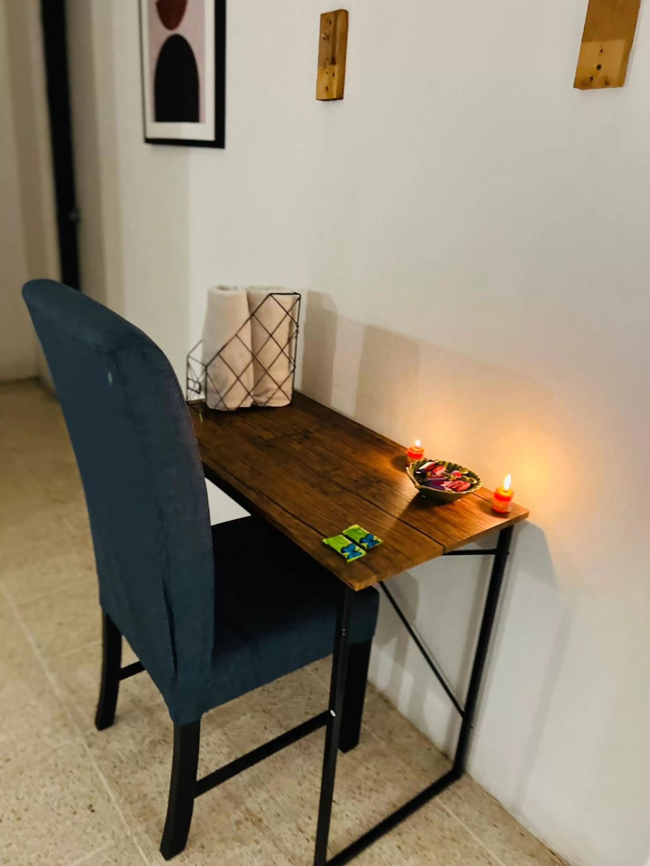 Dining Area in Hotel Adventure Lodge