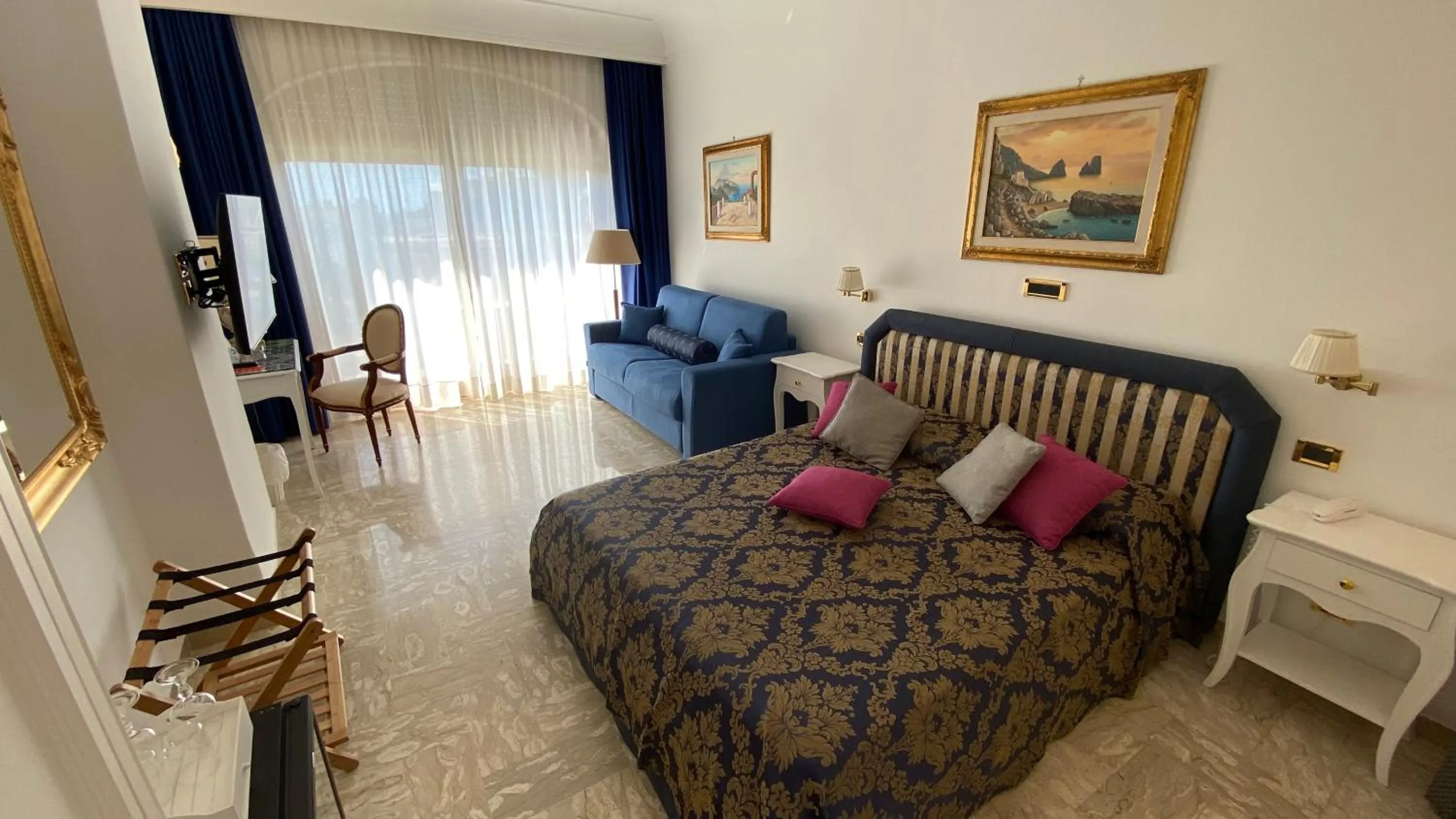 Photo of the whole room, Bed in Bougainville Luxury Boutique Hotel