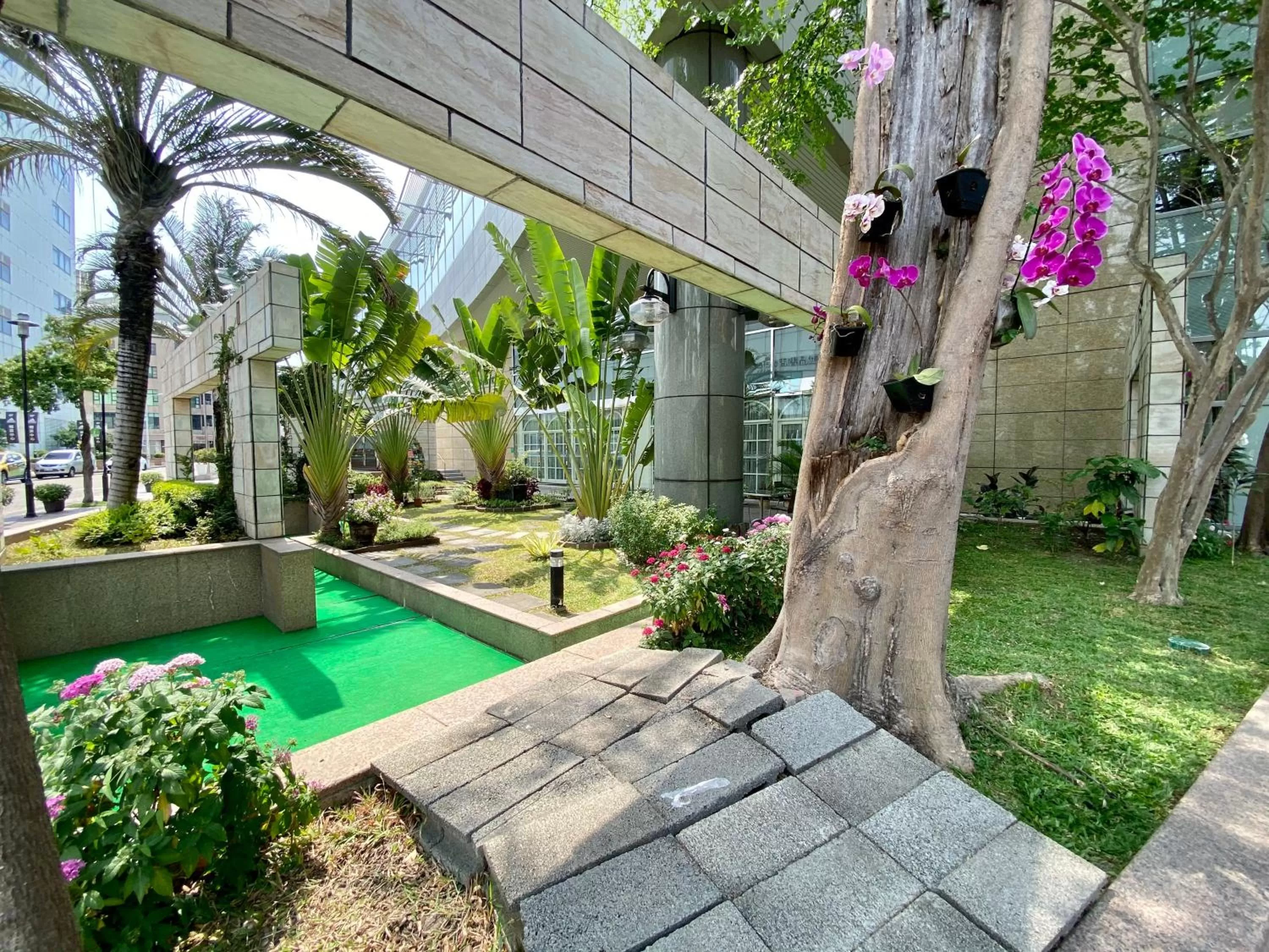 Garden in Evergreen Plaza Hotel - Tainan