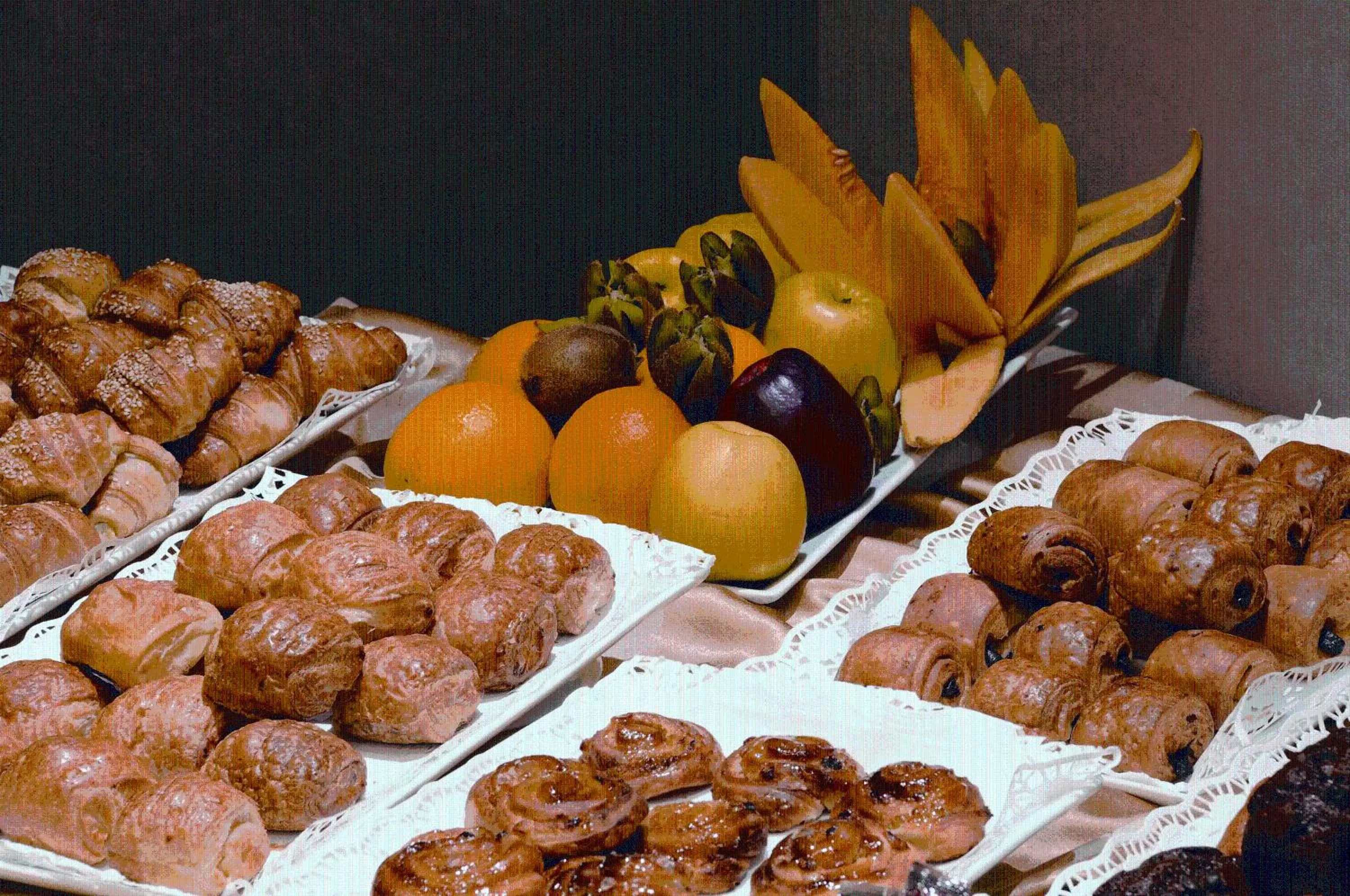 Food in Country Lodge Hotel & Resort Beirut