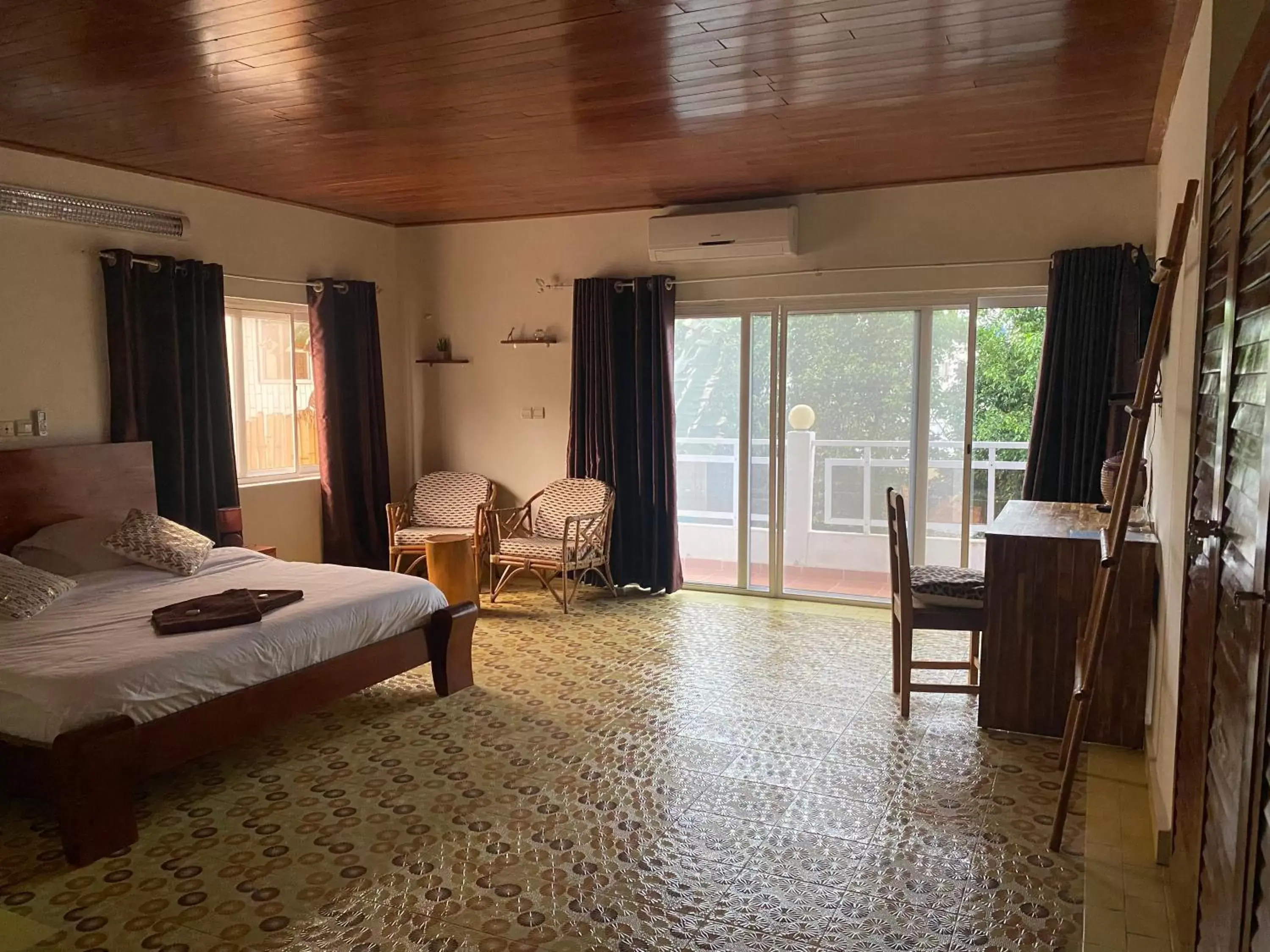 King Room with Pool View in L'Oasis Guesthouse King Room with Pool View in L'Oasis Guesthouse