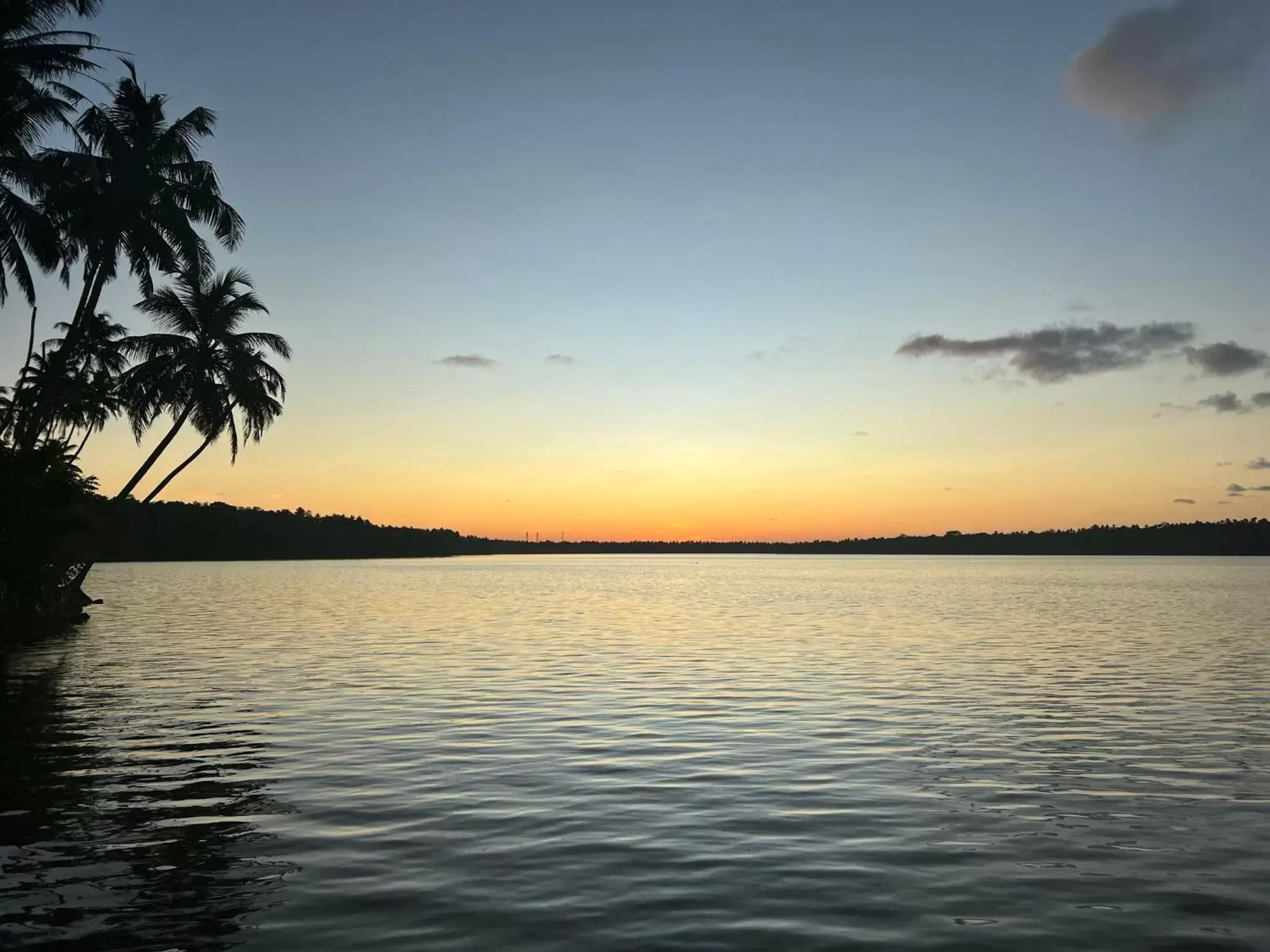 Double Room with Lake View in Vishram Village Double Room with Lake View in Vishram Village