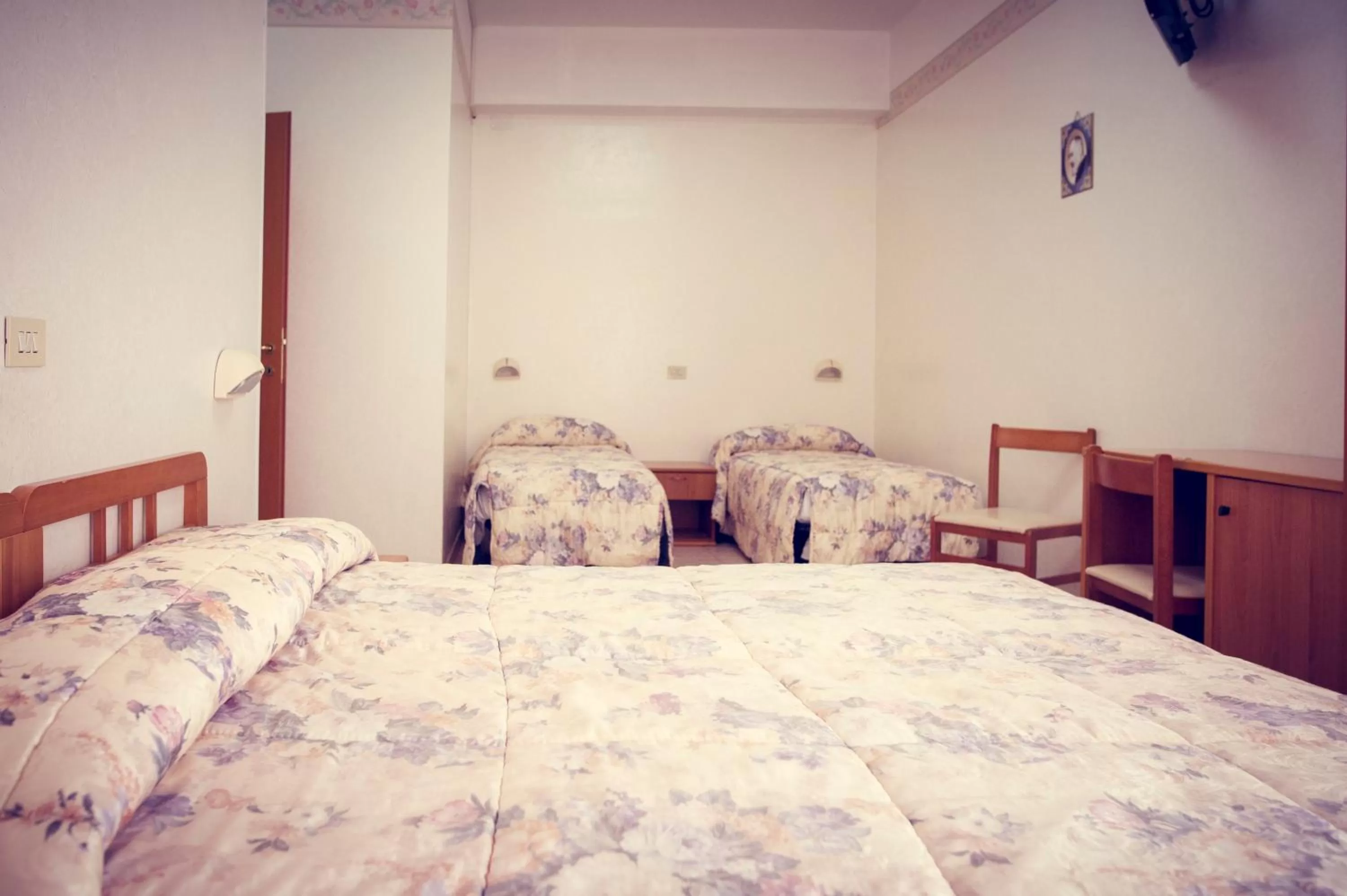 Bedroom, Bed in Hotel Fini