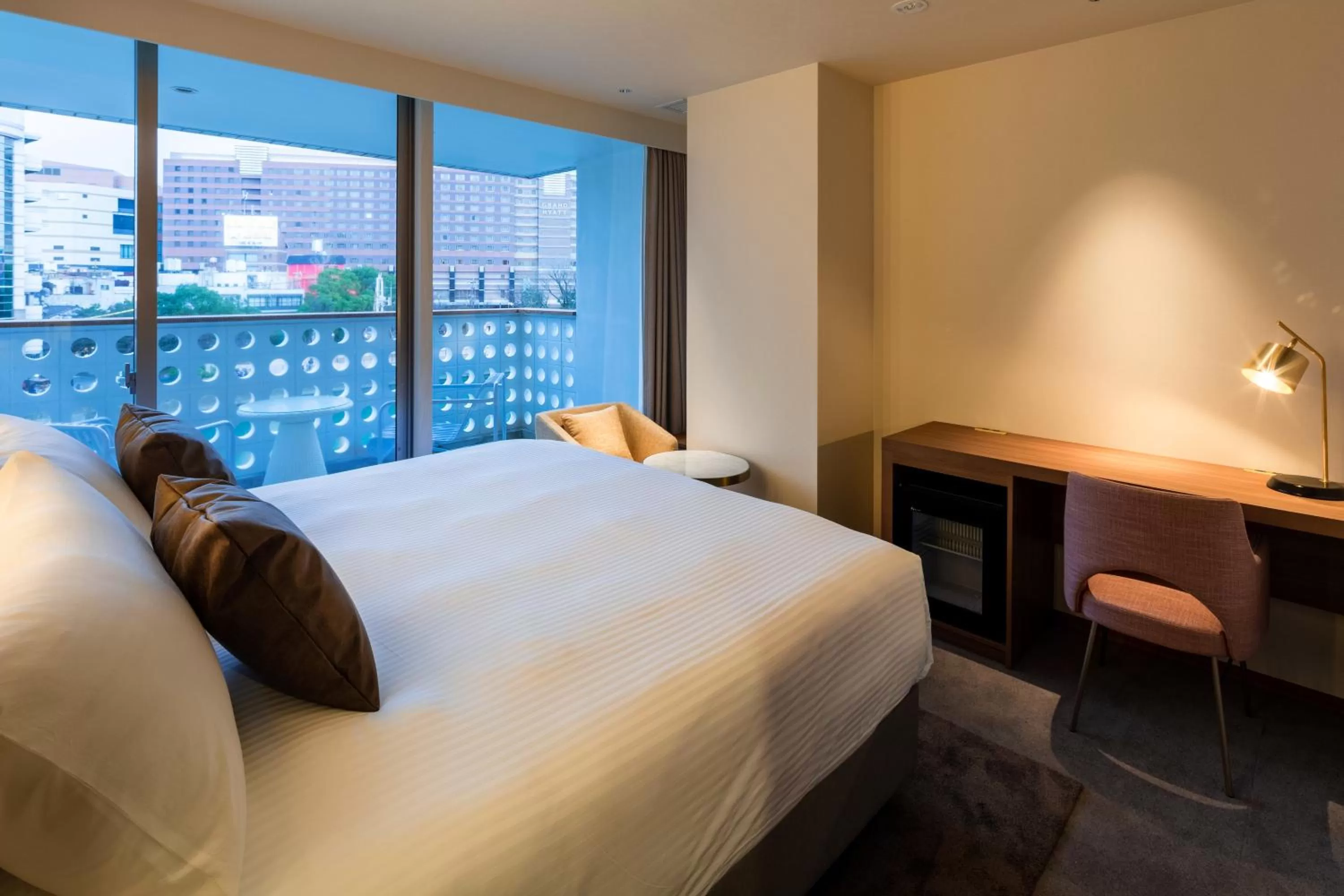 Photo of the whole room, Bed in The OneFive Villa Fukuoka