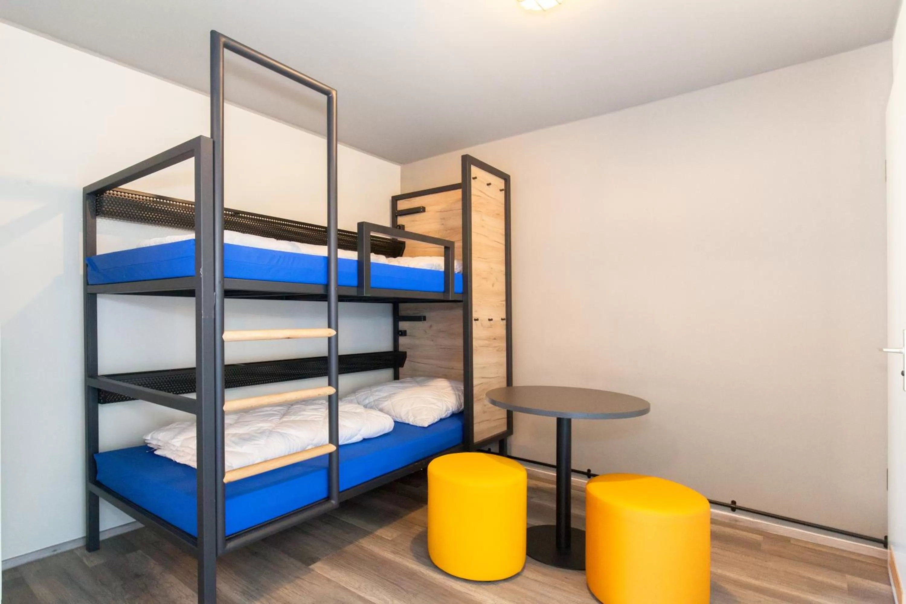 Photo of the whole room, Bed in a&o Berlin Mitte