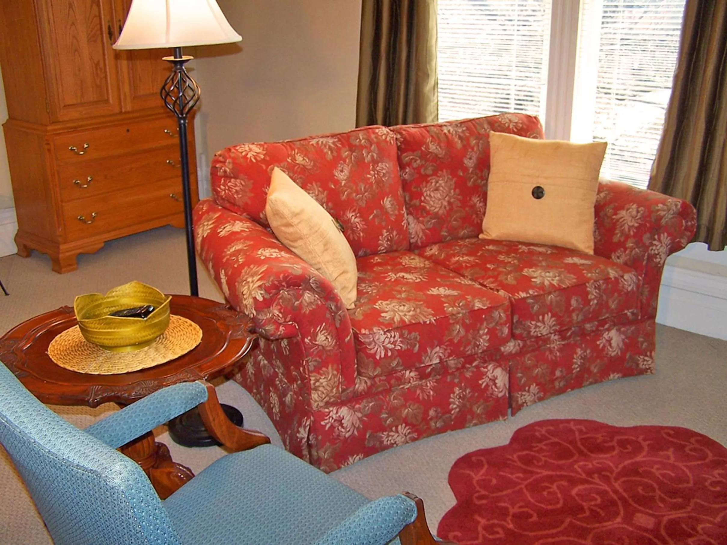 Seating Area in Lyndon House Bed & Breakfast