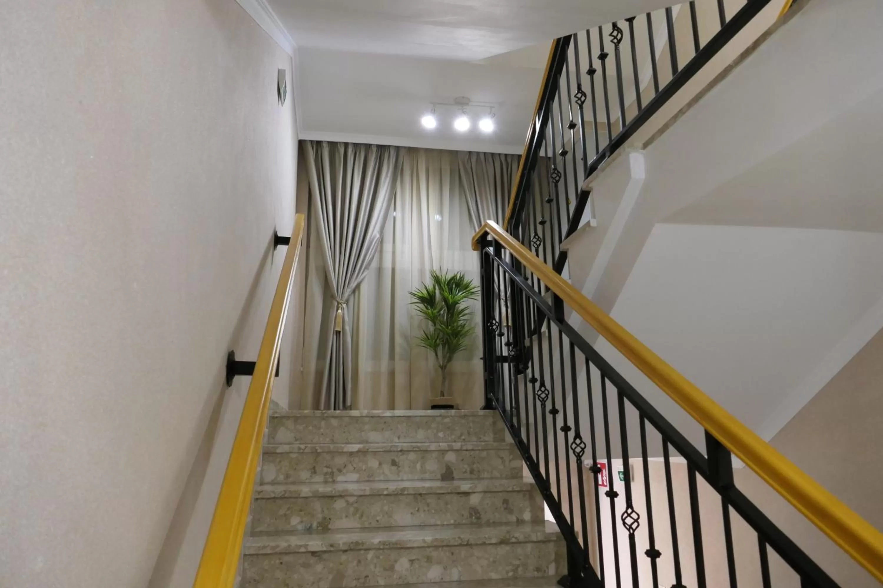 Staff in Hotel MEDITERRANEO