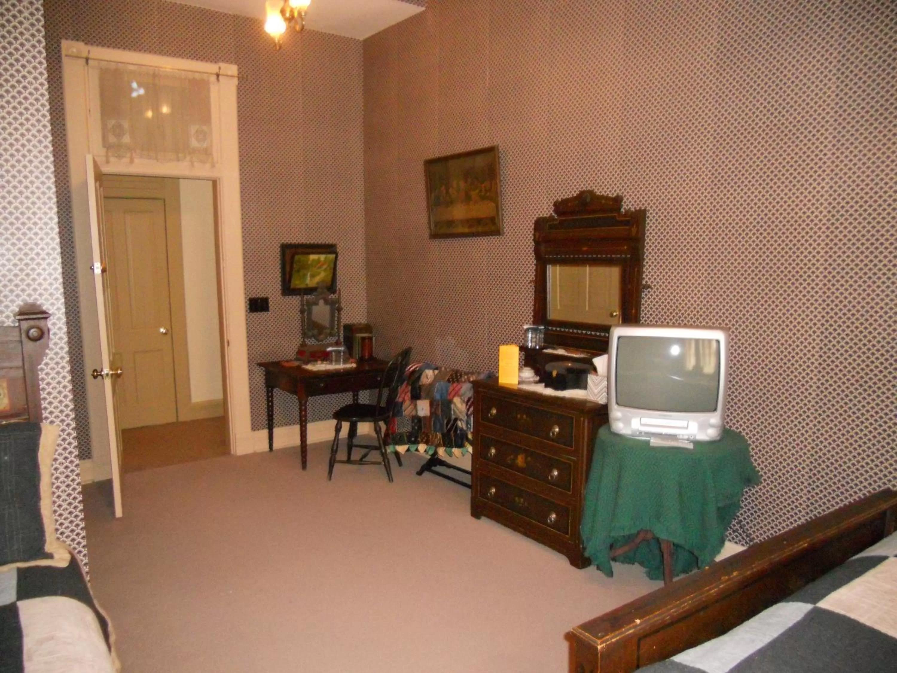 Property building in LandMark Inn at the Historic Bank of Oberlin