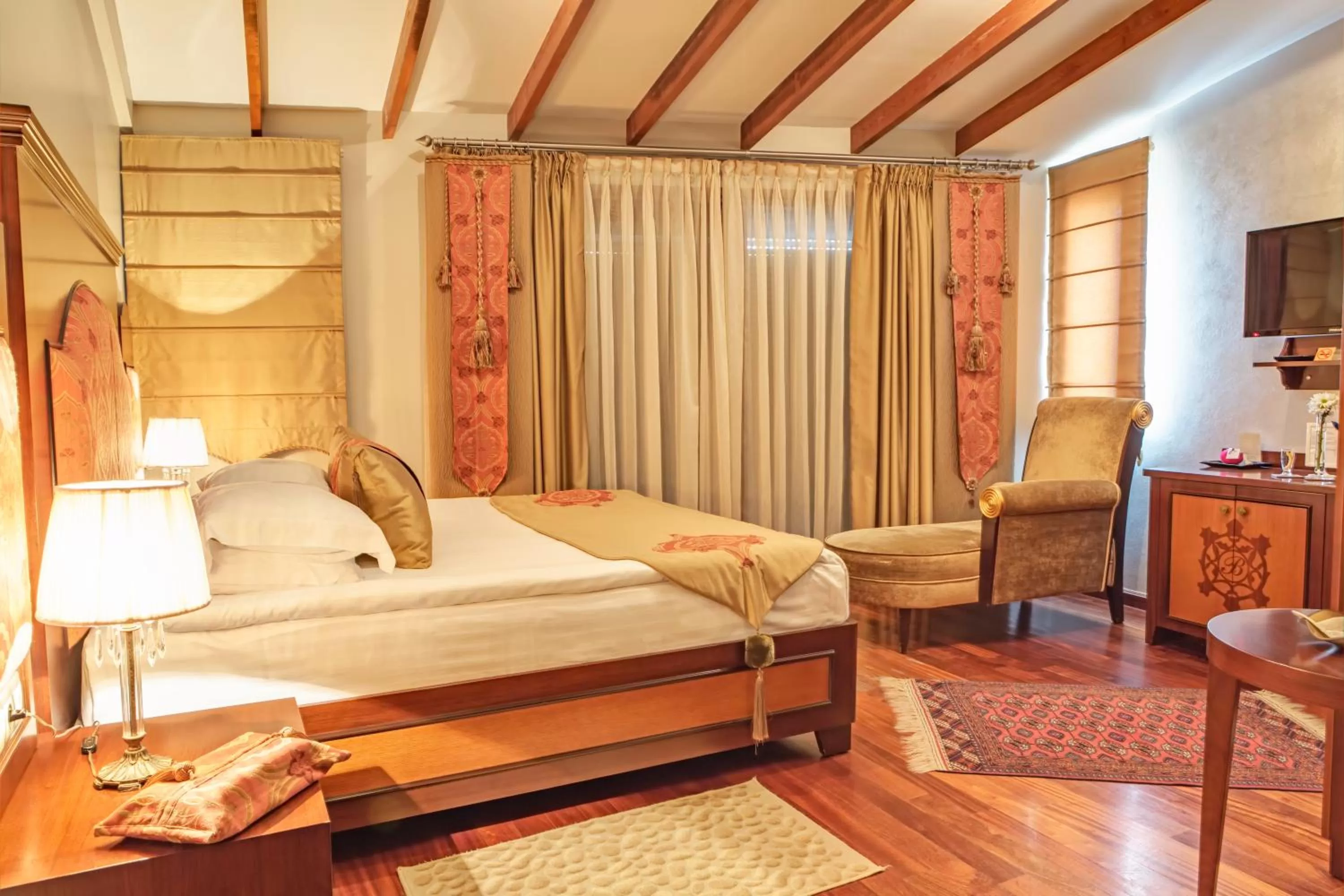 Living room, Bed in Bulbul Yuvası Boutique Hotel
