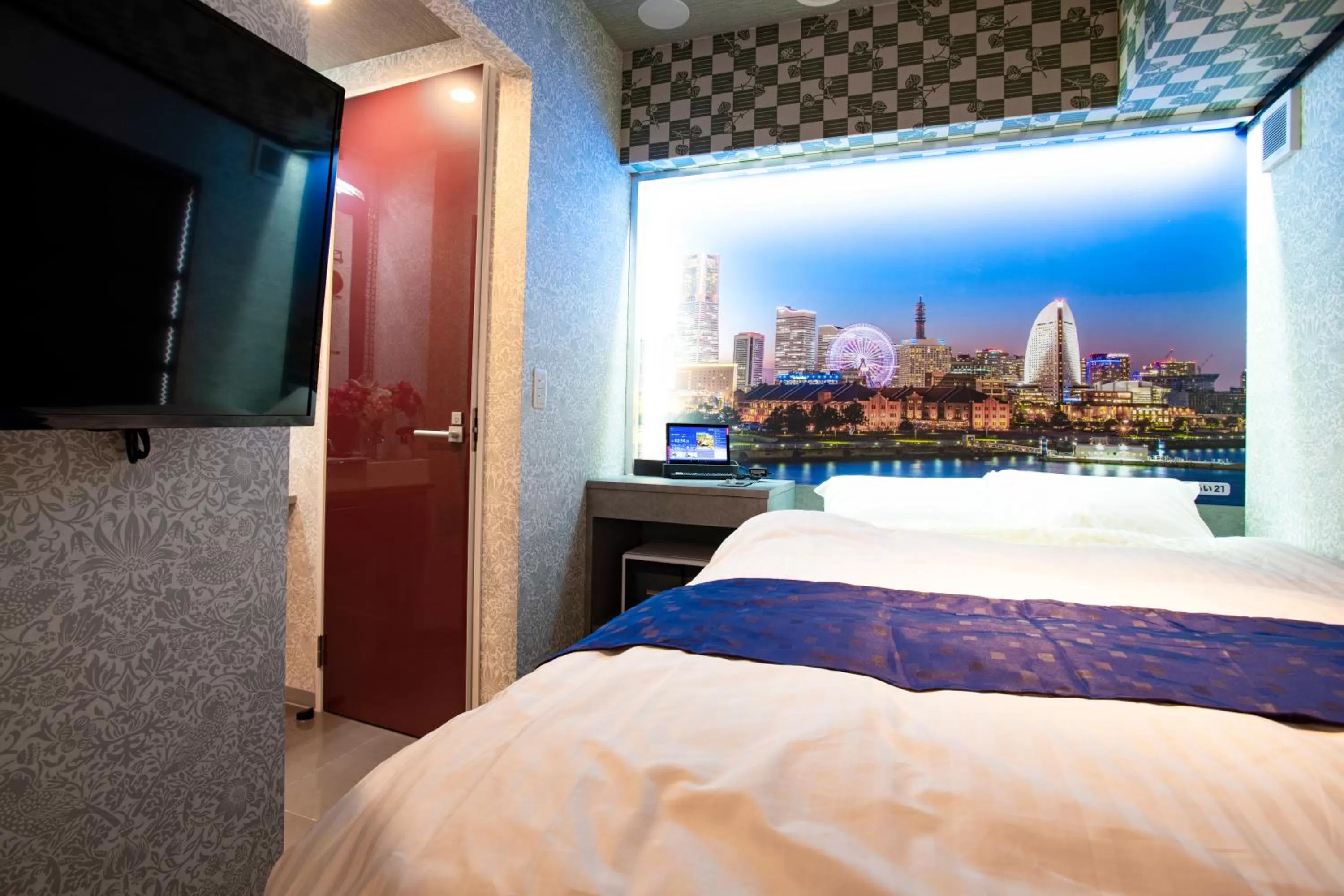 Photo of the whole room, Bed in Pinpon Hotel Hiroshima