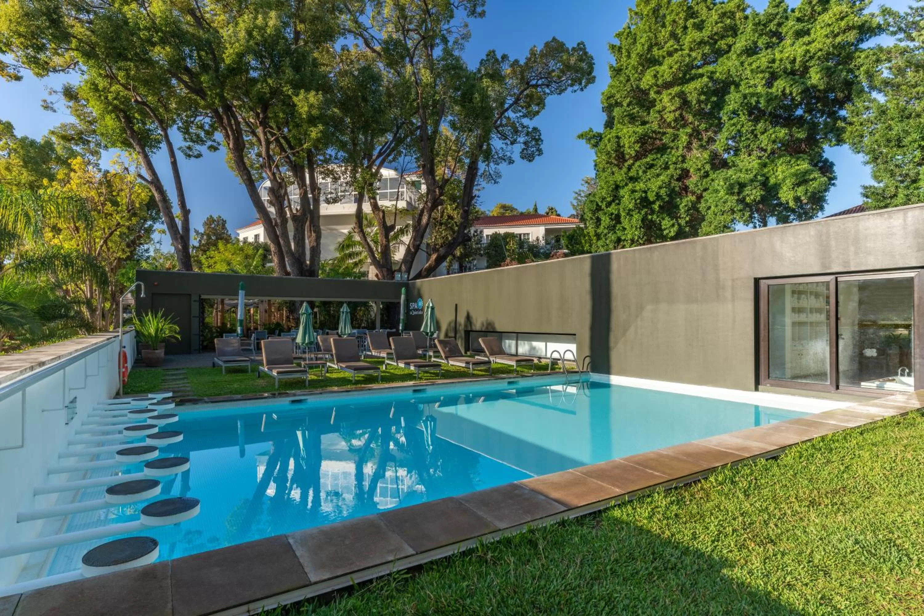 Swimming pool in Quintinha Sao Joao Hotel & Spa