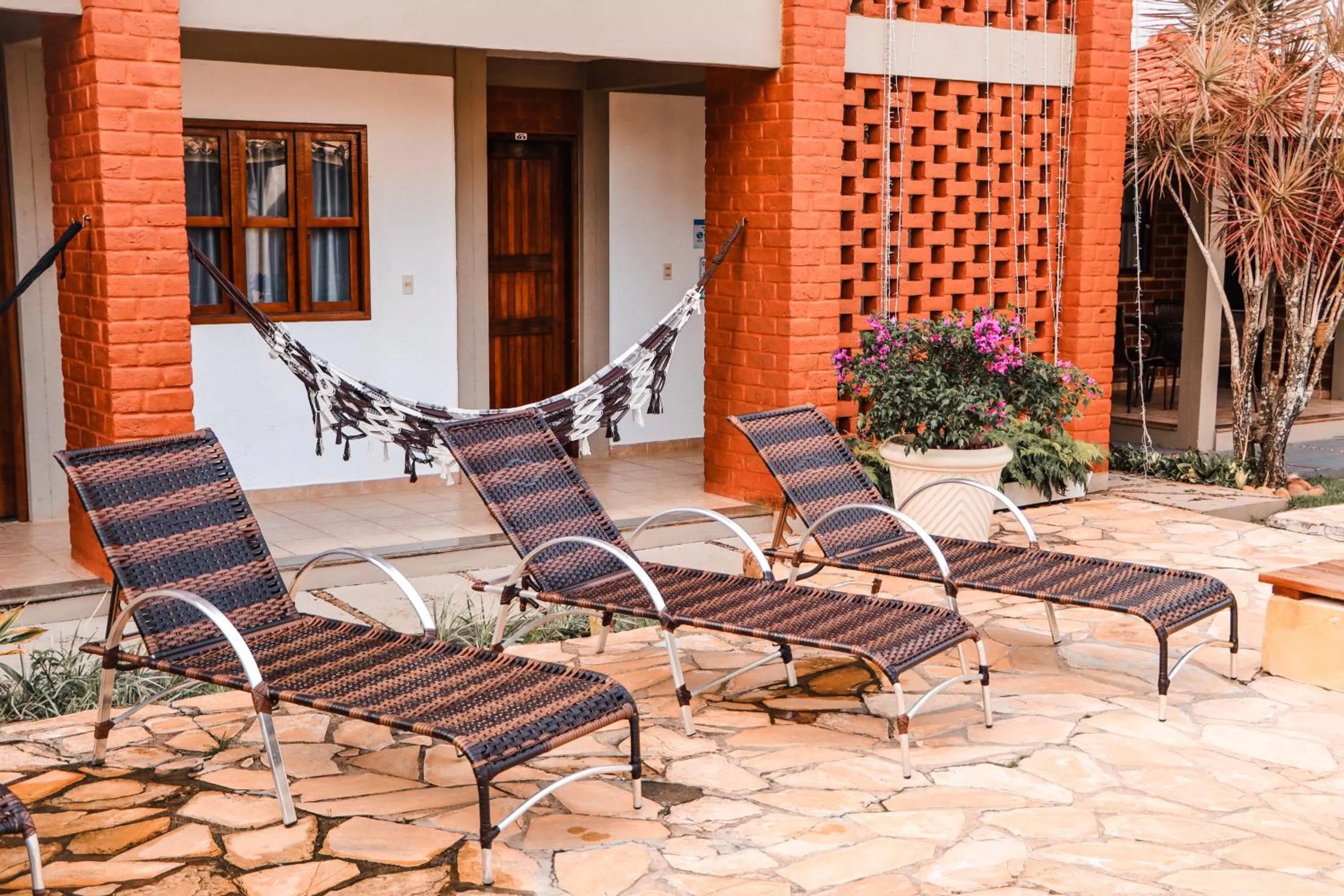 Swimming pool in Pousada e Chale Porto Paraiso