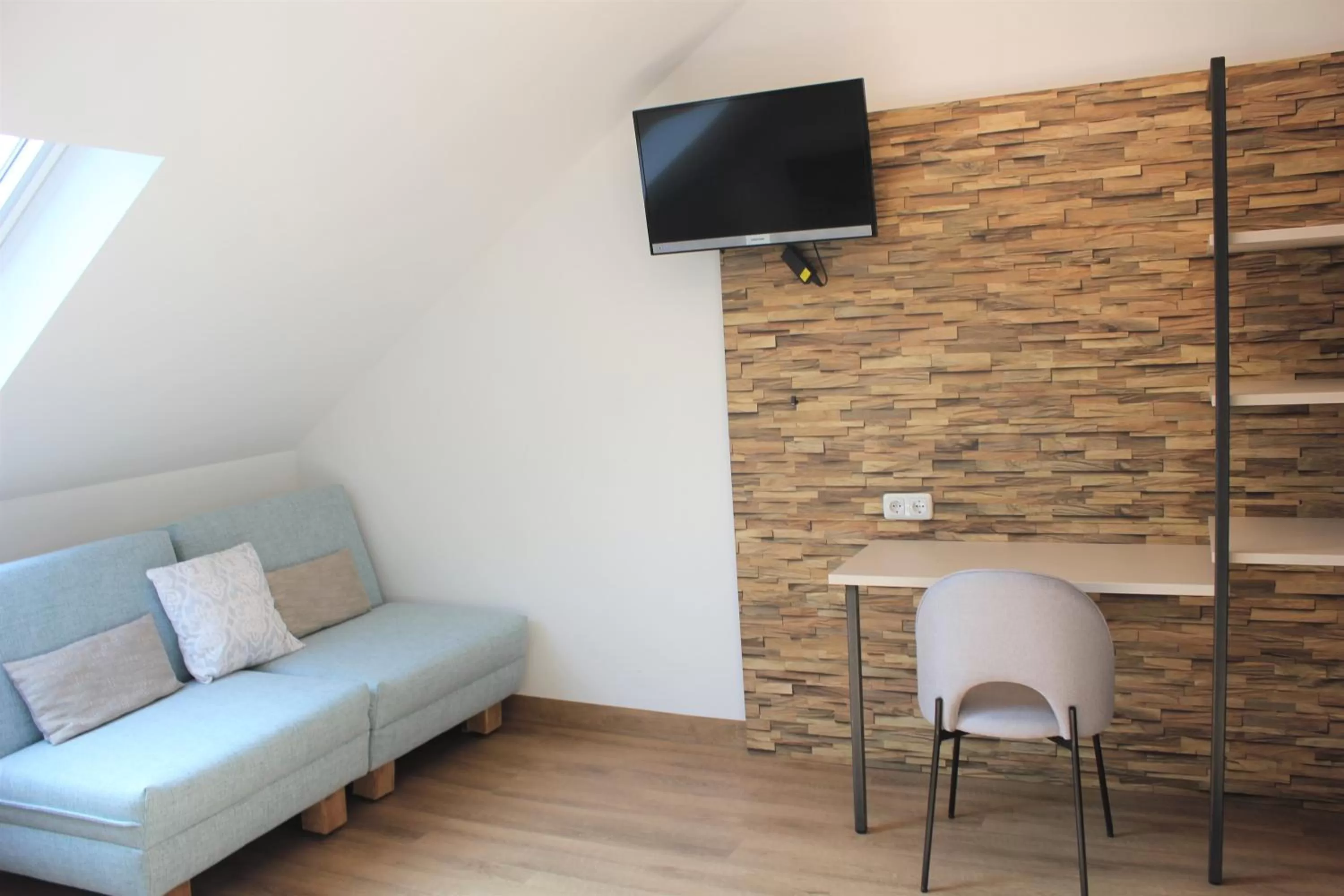 Photo of the whole room in Am Blumenhaus