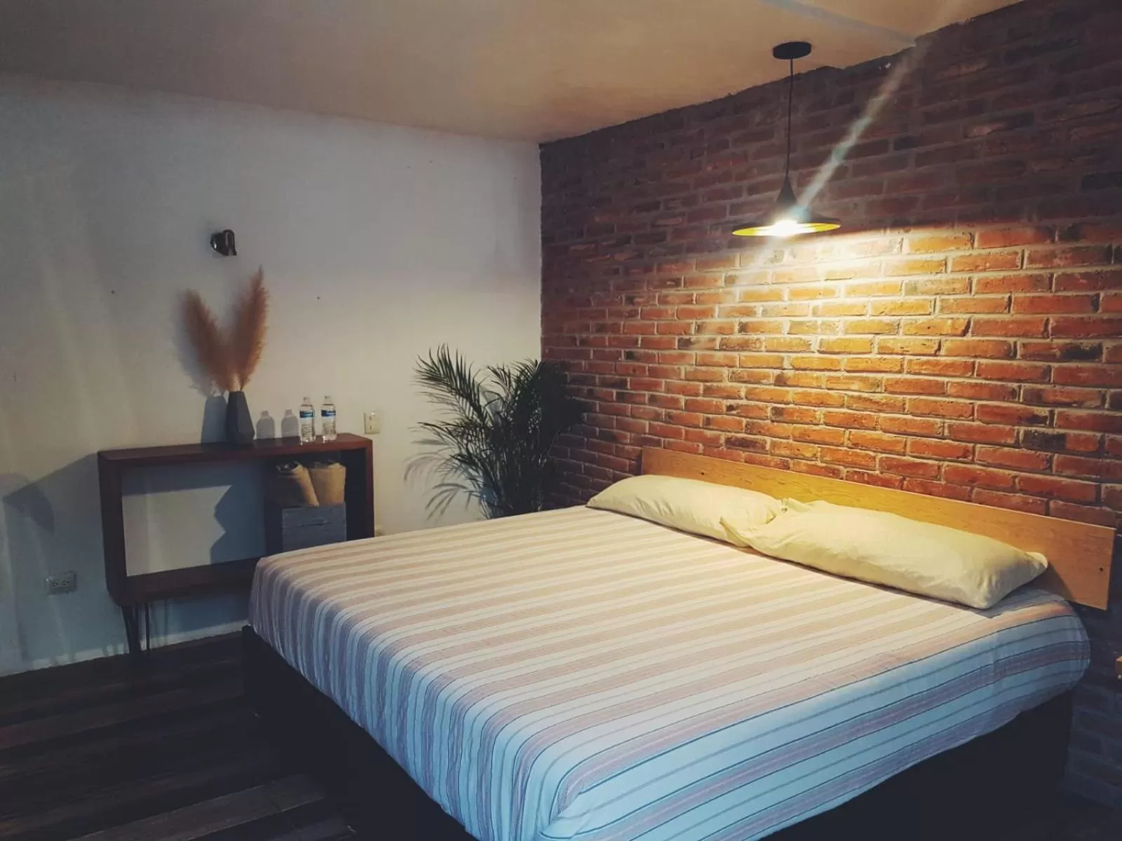 Bed in Hostal Hoja Santa