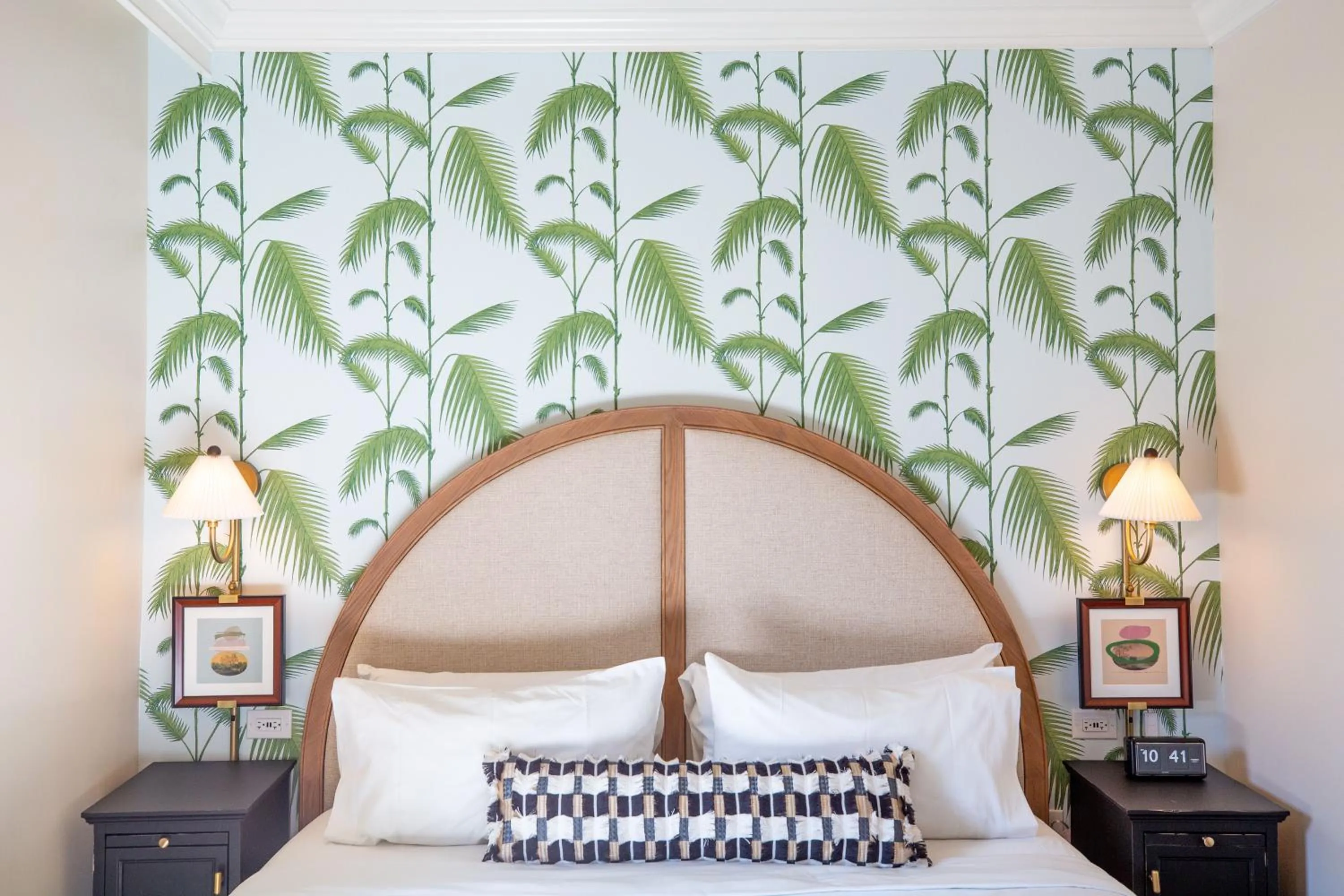 Bed in The Palmetto Hotel, Charleston