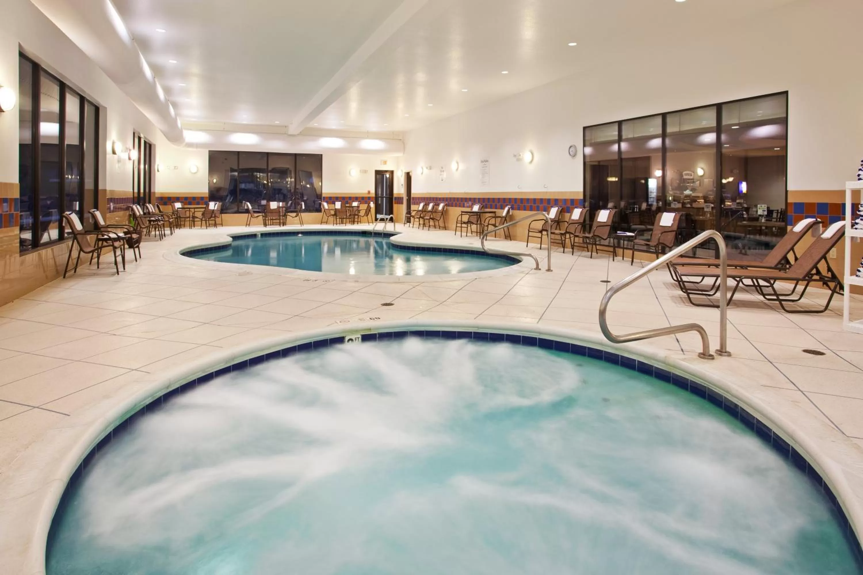 Swimming pool in Holiday Inn Express & Suites Zanesville North by IHG