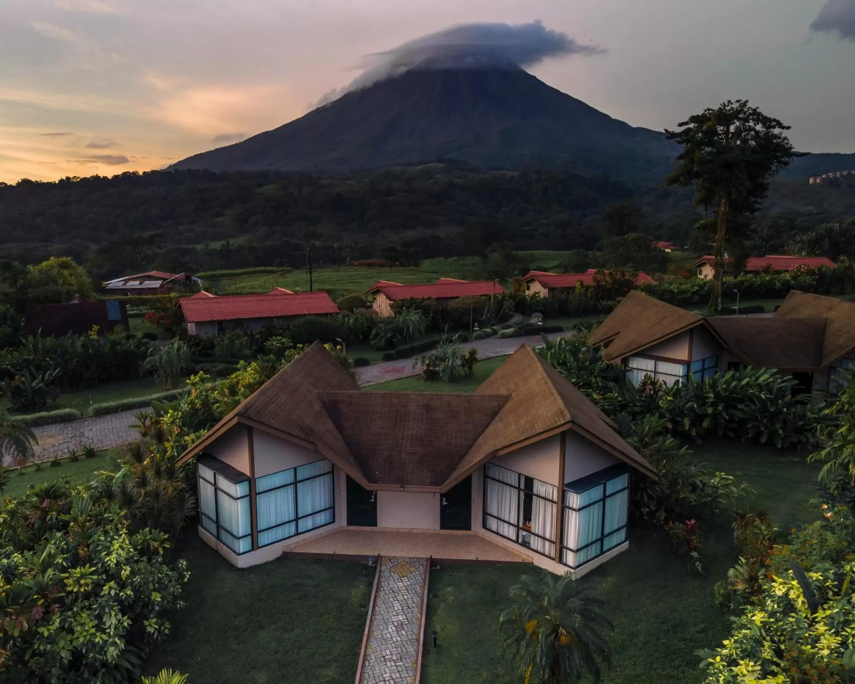 Deluxe Room in Montaña de Fuego All Inclusive Deluxe Room in Montaña de Fuego All Inclusive
