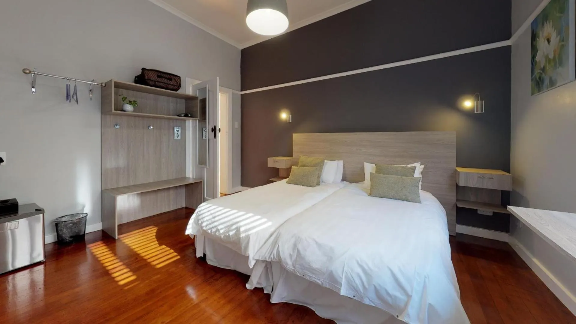 Bed in Port View Guest House