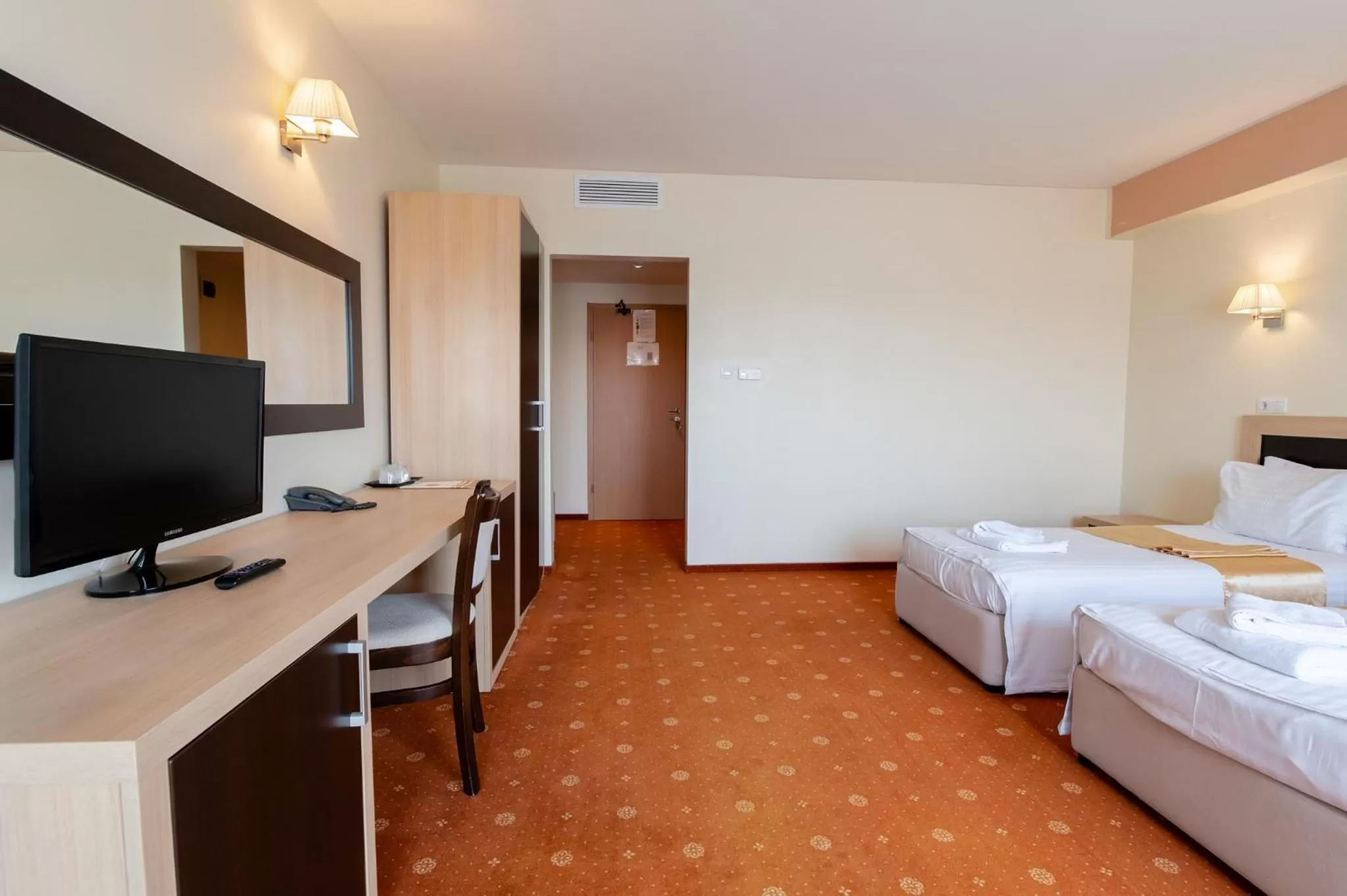 Bed in Hotel Oxford By TimHotels