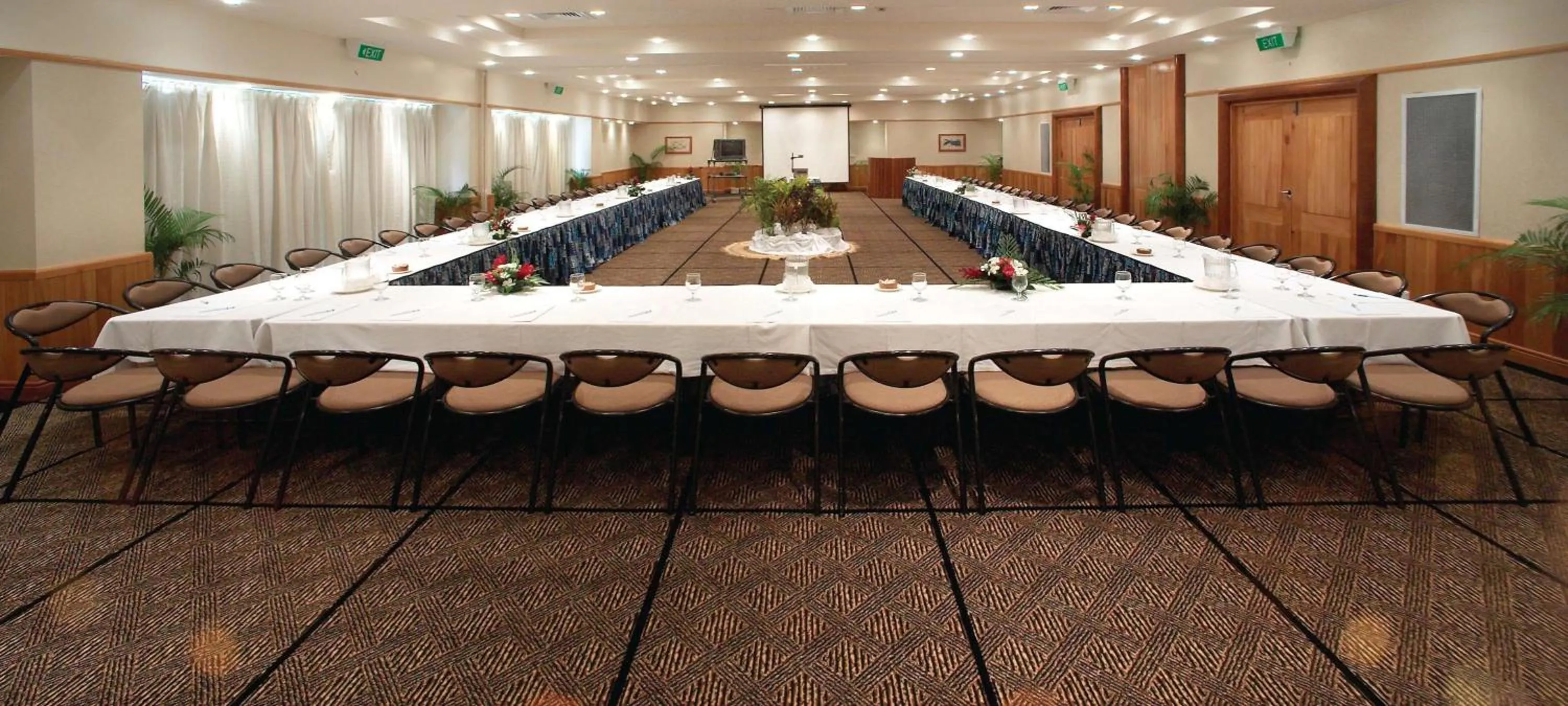 Meeting/conference room in Outrigger Fiji Beach Resort