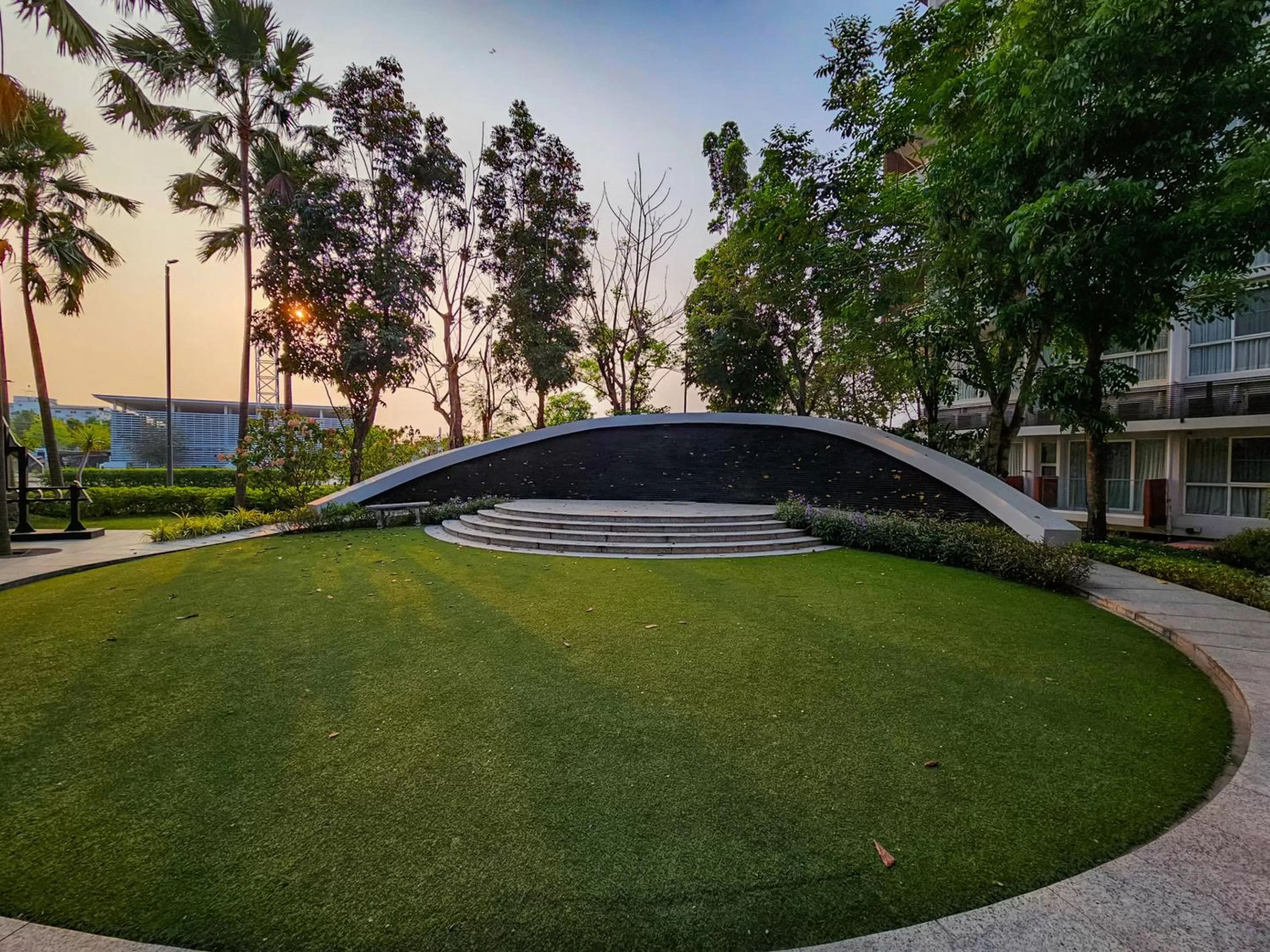 Day in The Idle Hotel and Residence