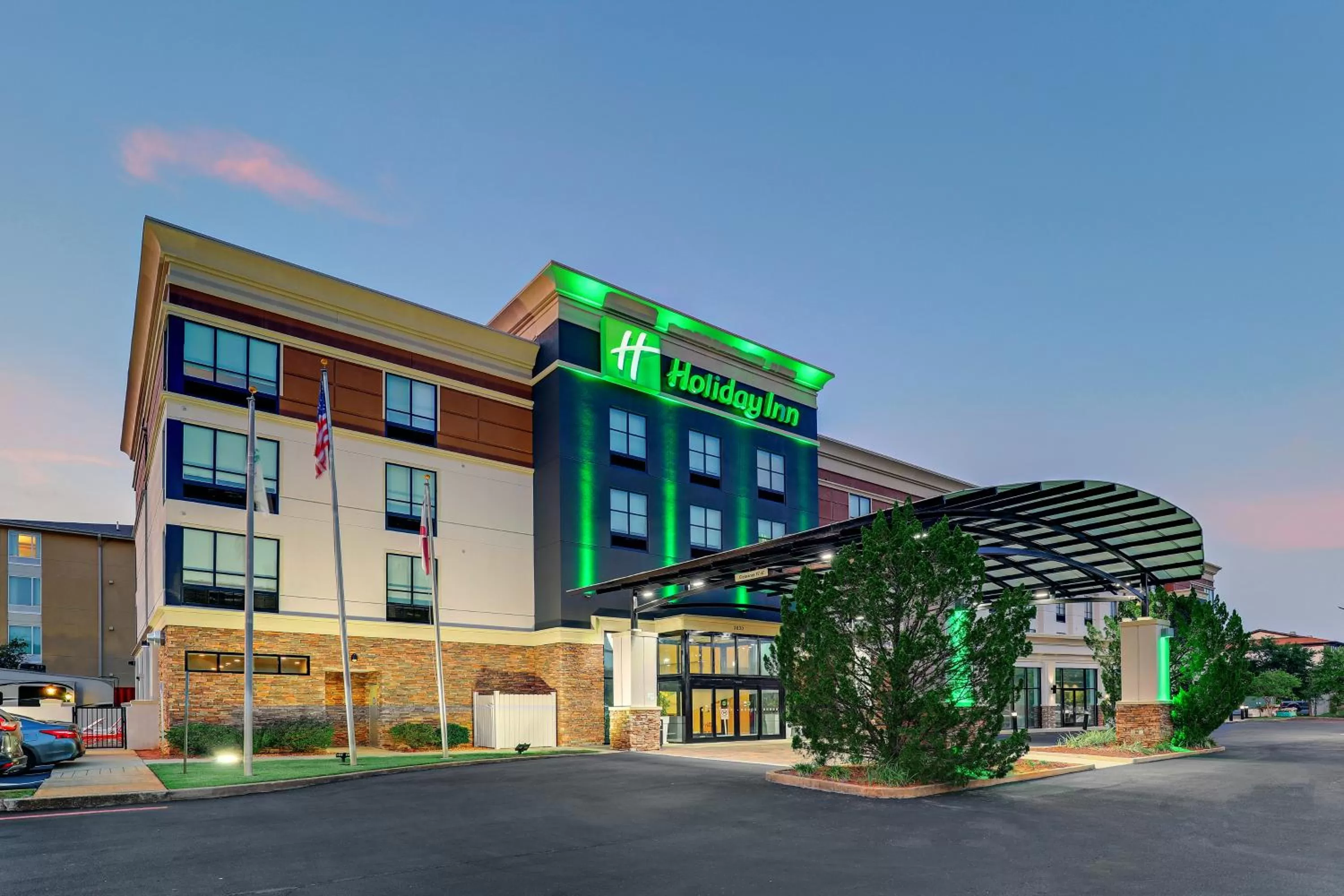 Property building in Holiday Inn Mobile Airport by IHG