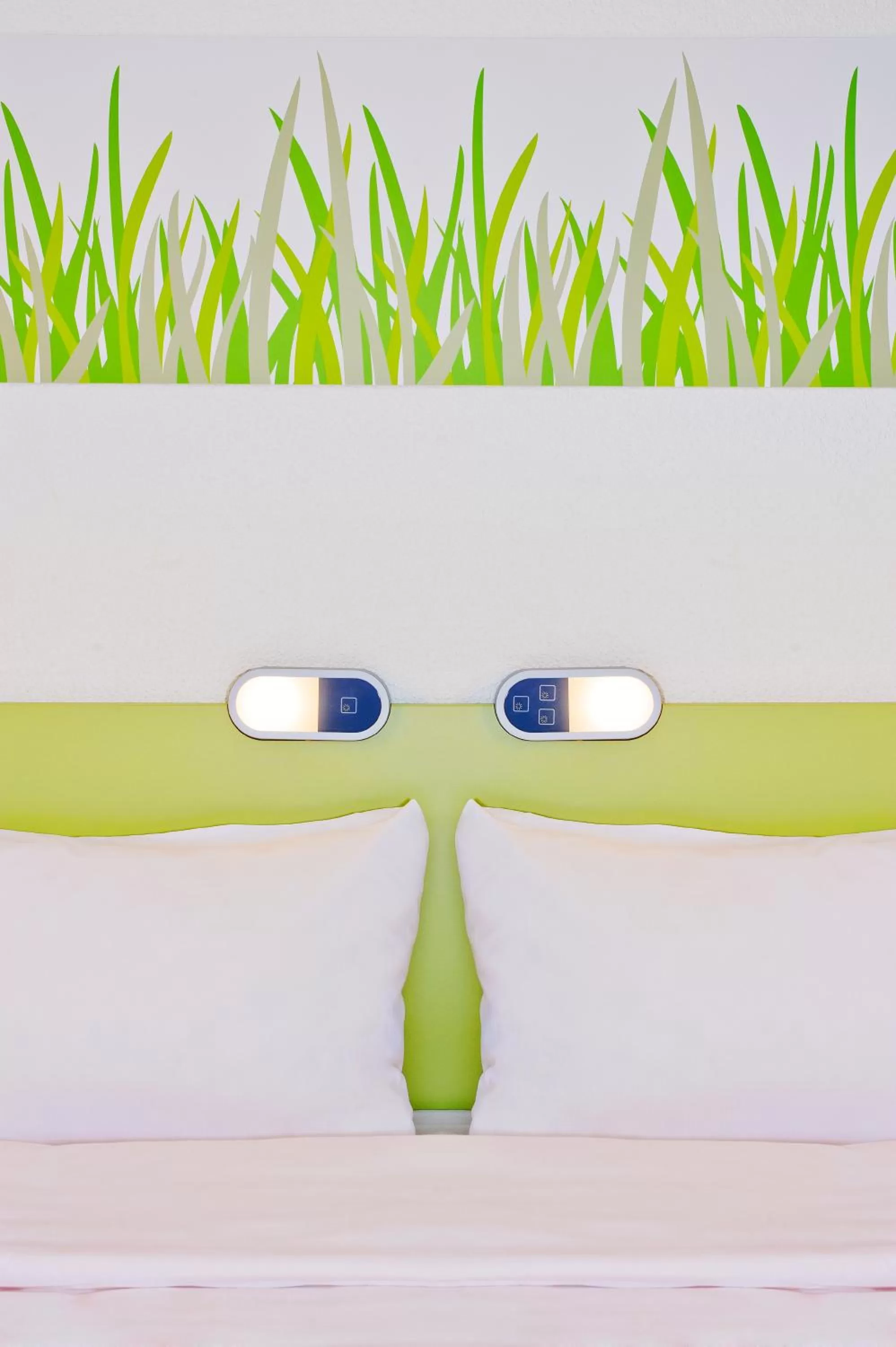 Bed in IBIS Budget Pontivy