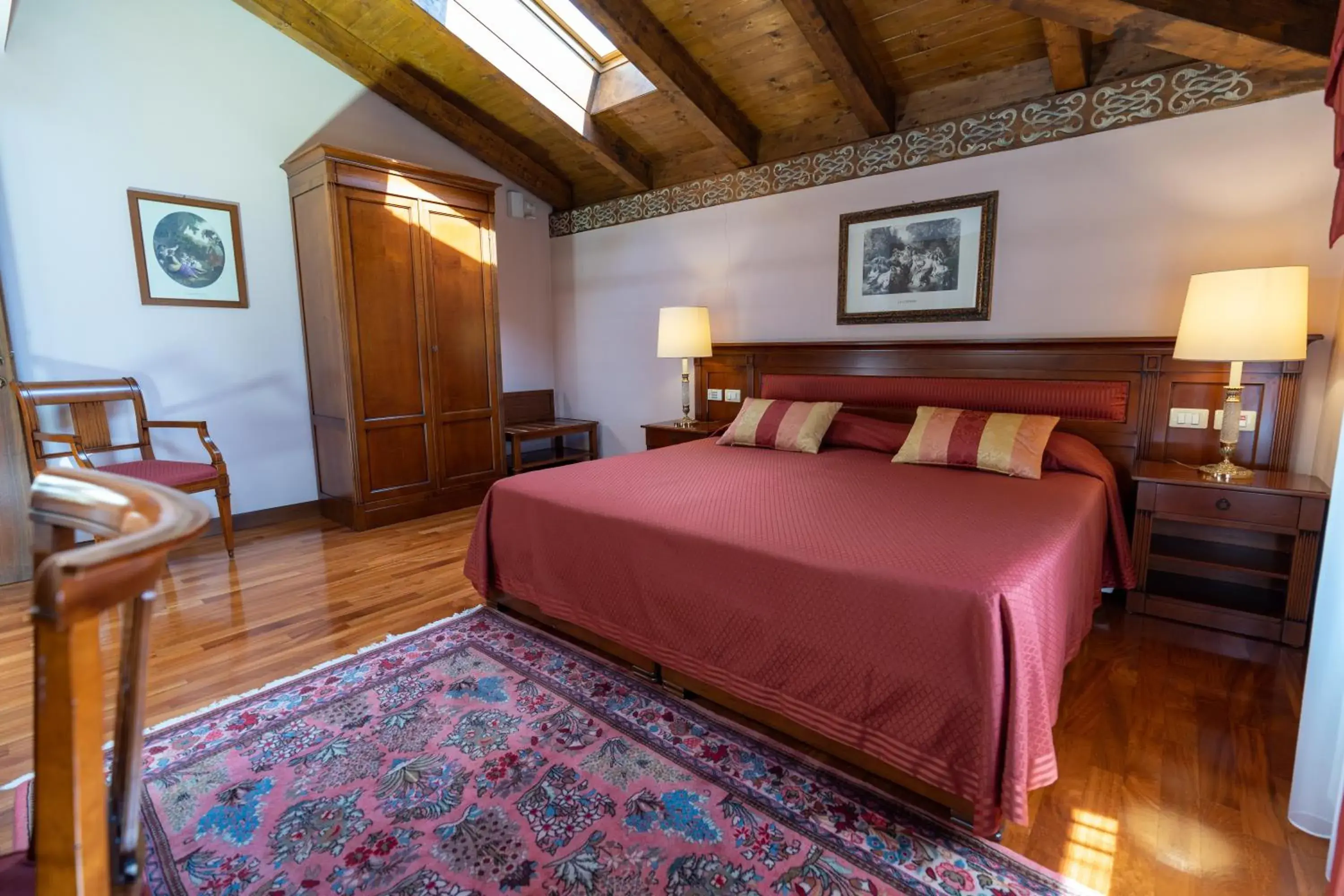 Deluxe Suite with Spa Bath - single occupancy in Le Muse Hotel Deluxe Suite with Spa Bath - single occupancy in Le Muse Hotel