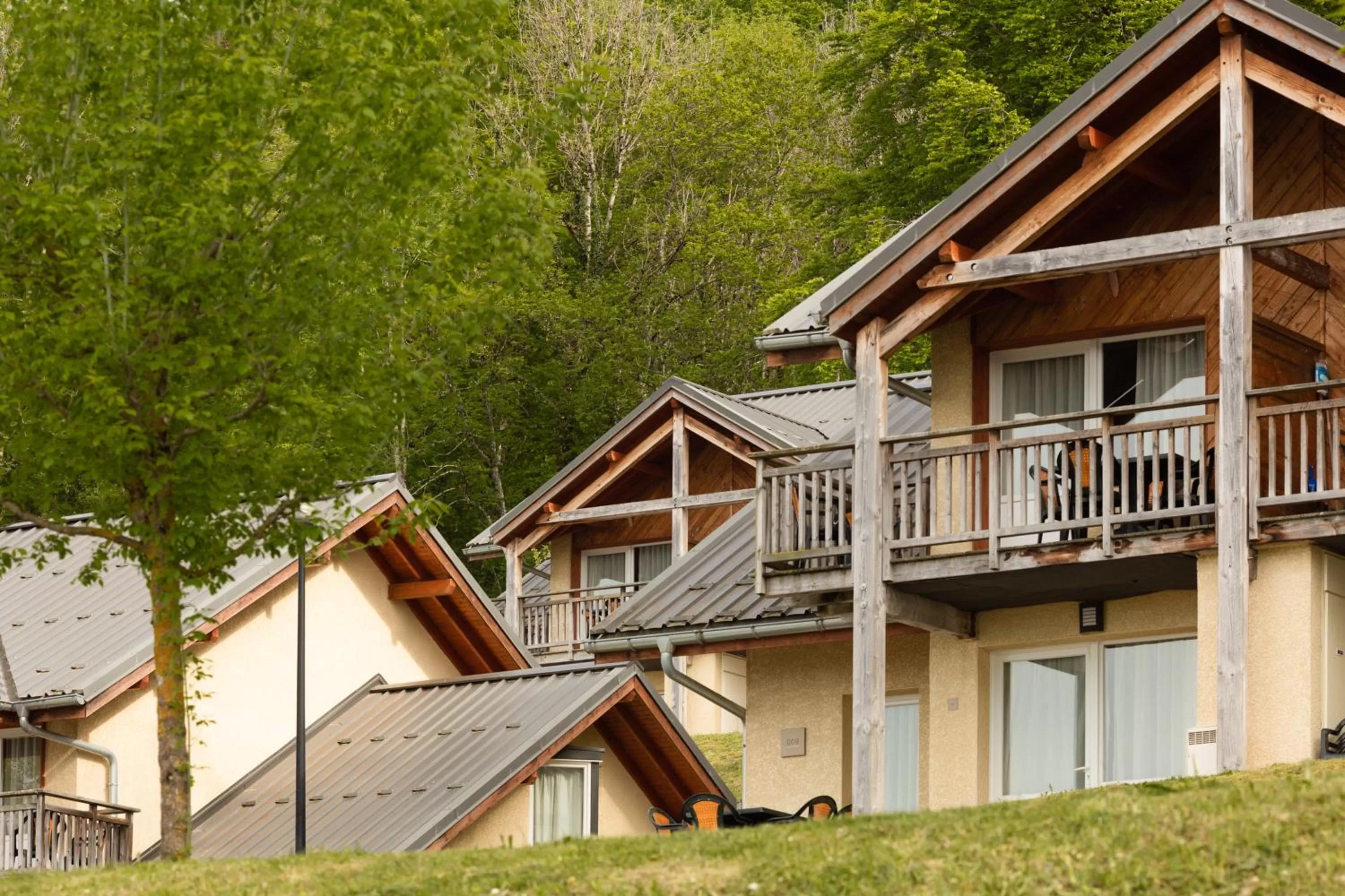 Balcony/Terrace in Garden & City Evian - Lugrin