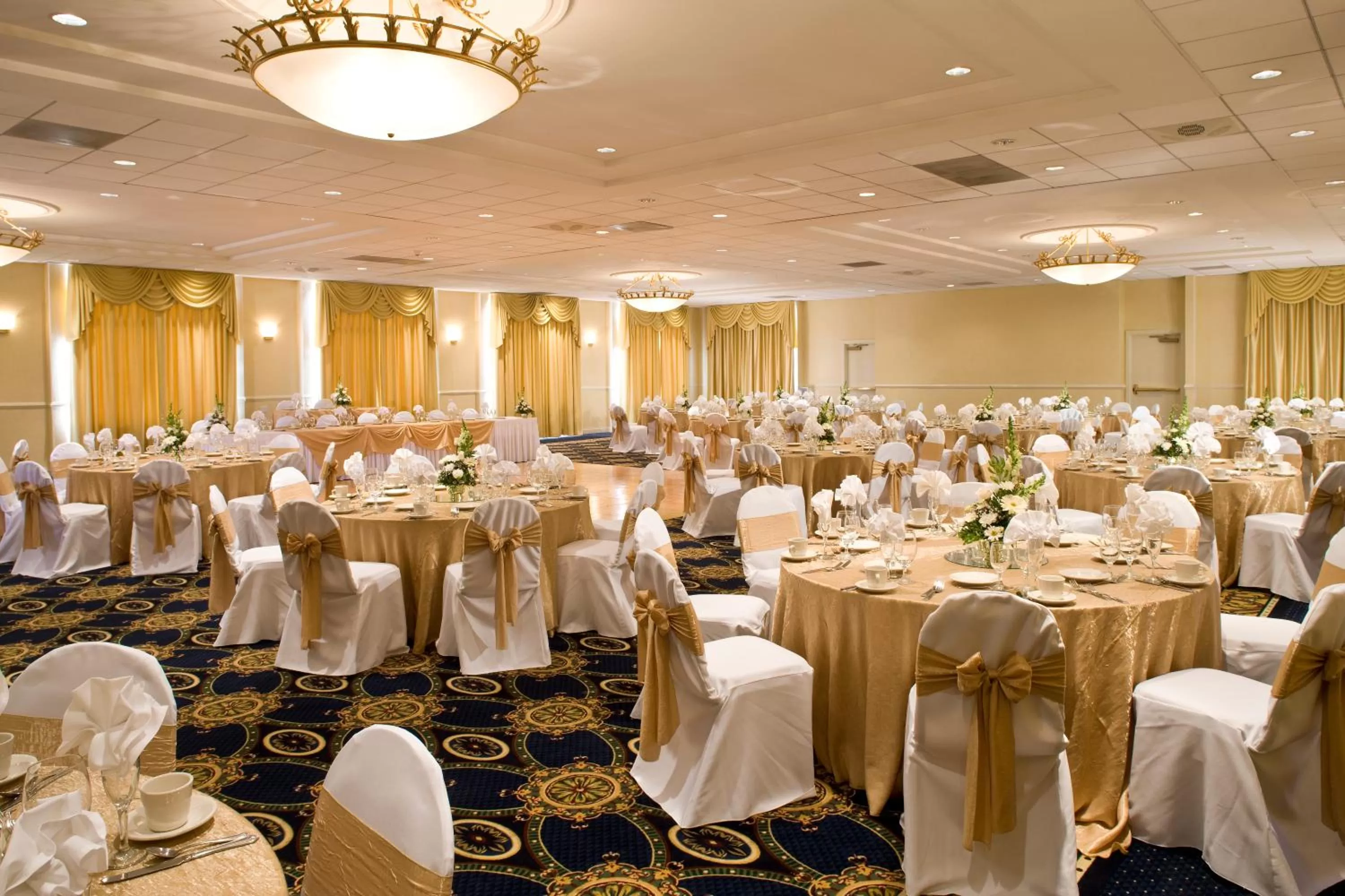 Banquet/Function facilities in Knott's Hotel