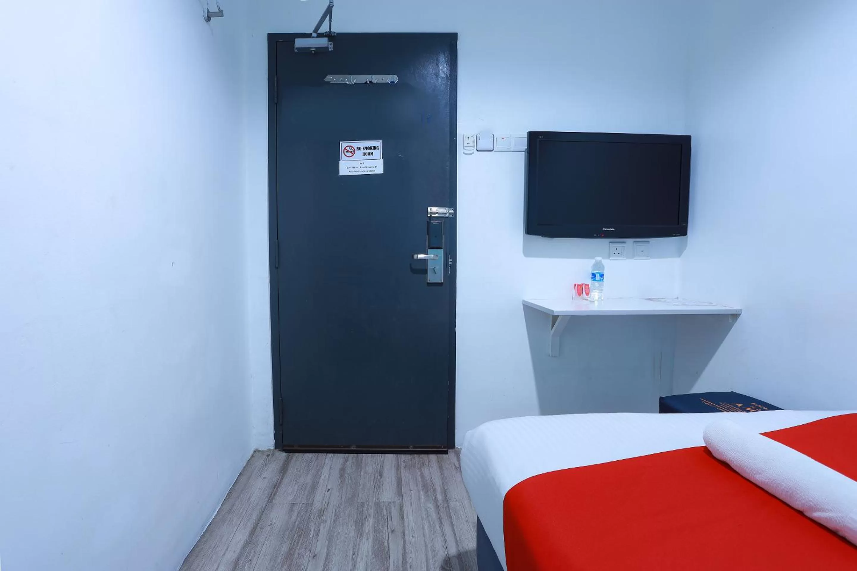 Bedroom, Bed in Hotel Aman- Nilai & KLIA