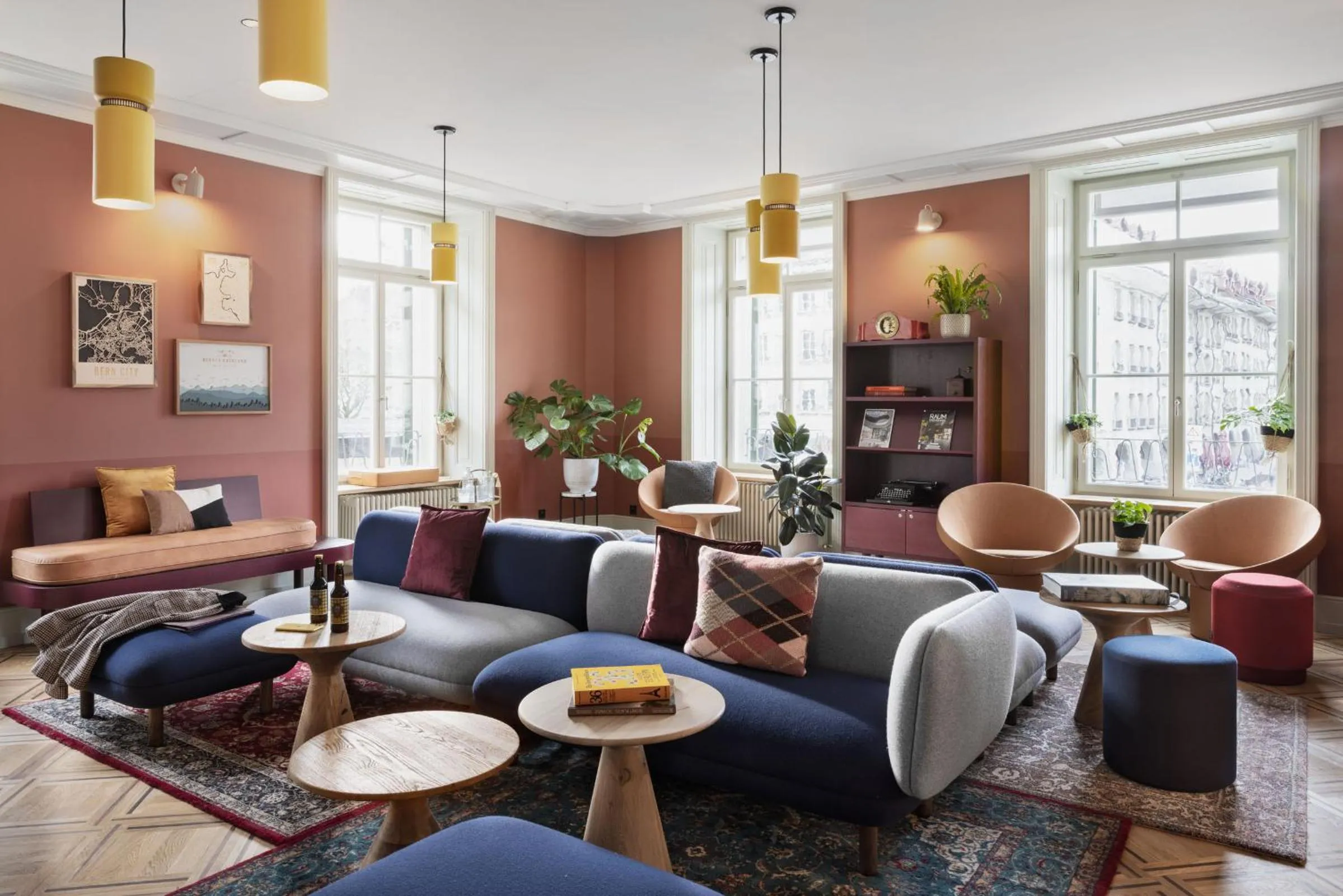 Living room in Stay KooooK Bern City - Online Check In