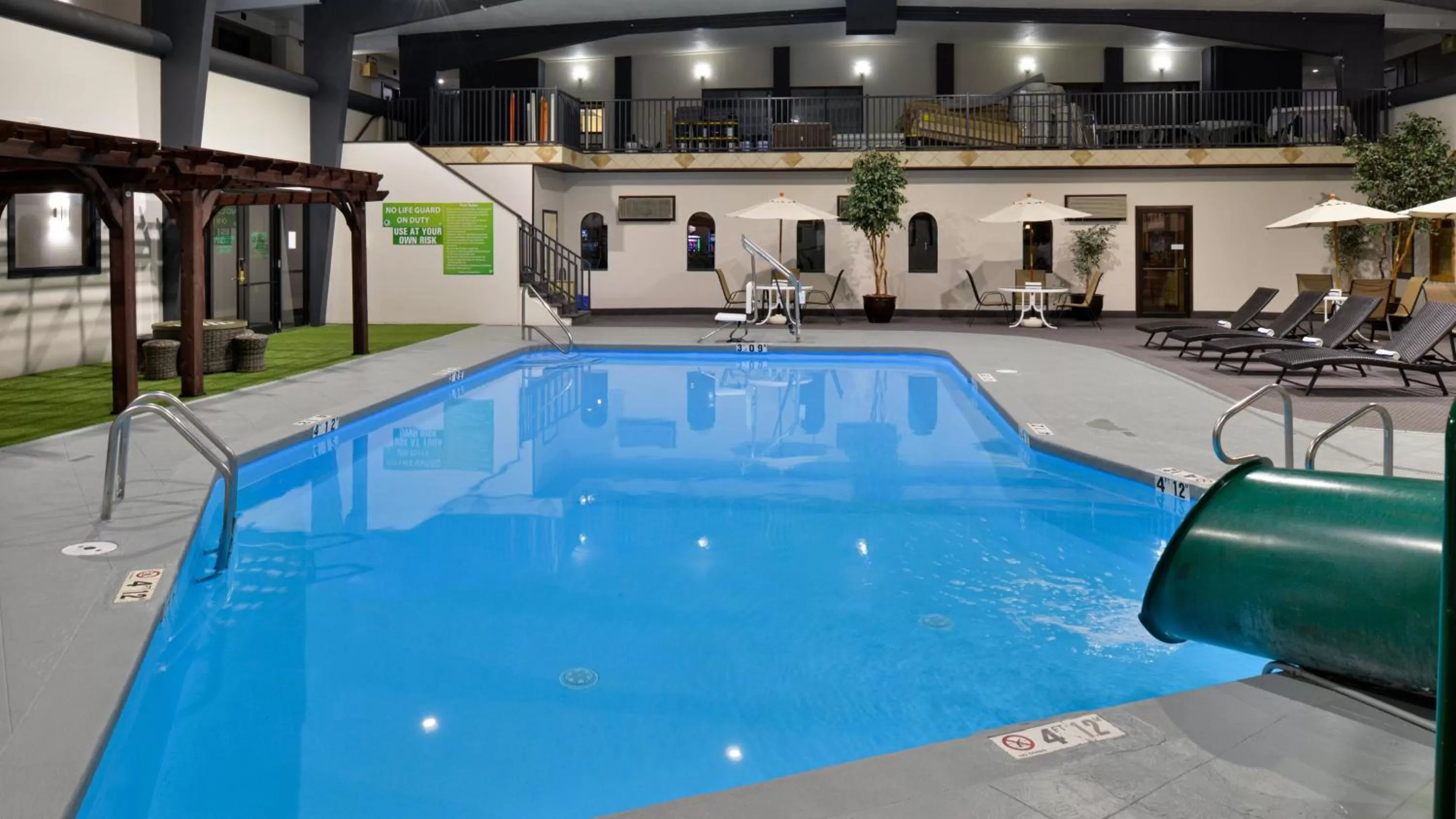 Swimming pool in Holiday Inn Great Falls-Convention Center by IHG