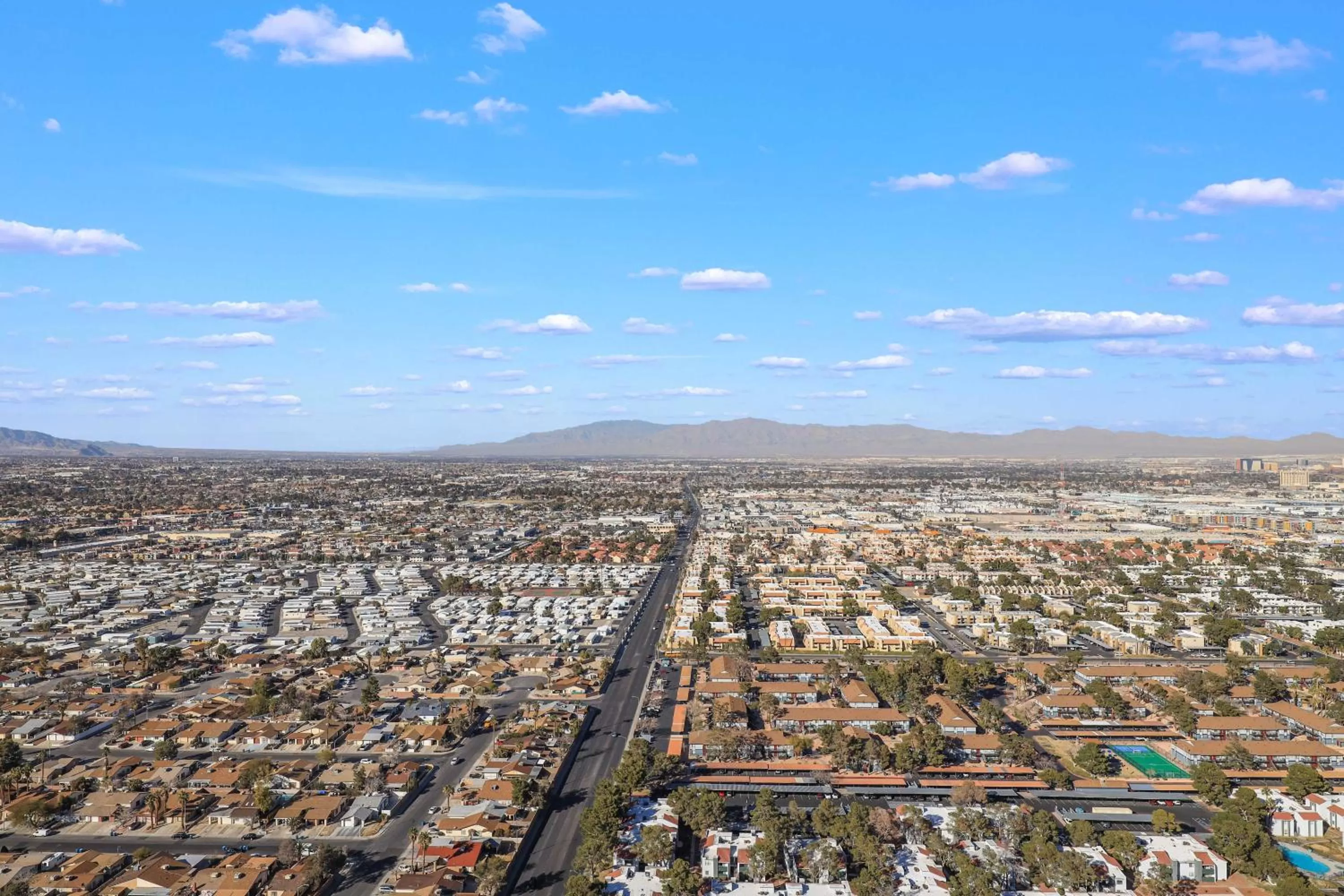 Day in Vegas Palms HIGH 52nd fl. 1BDR corner penthouse 1220sqft