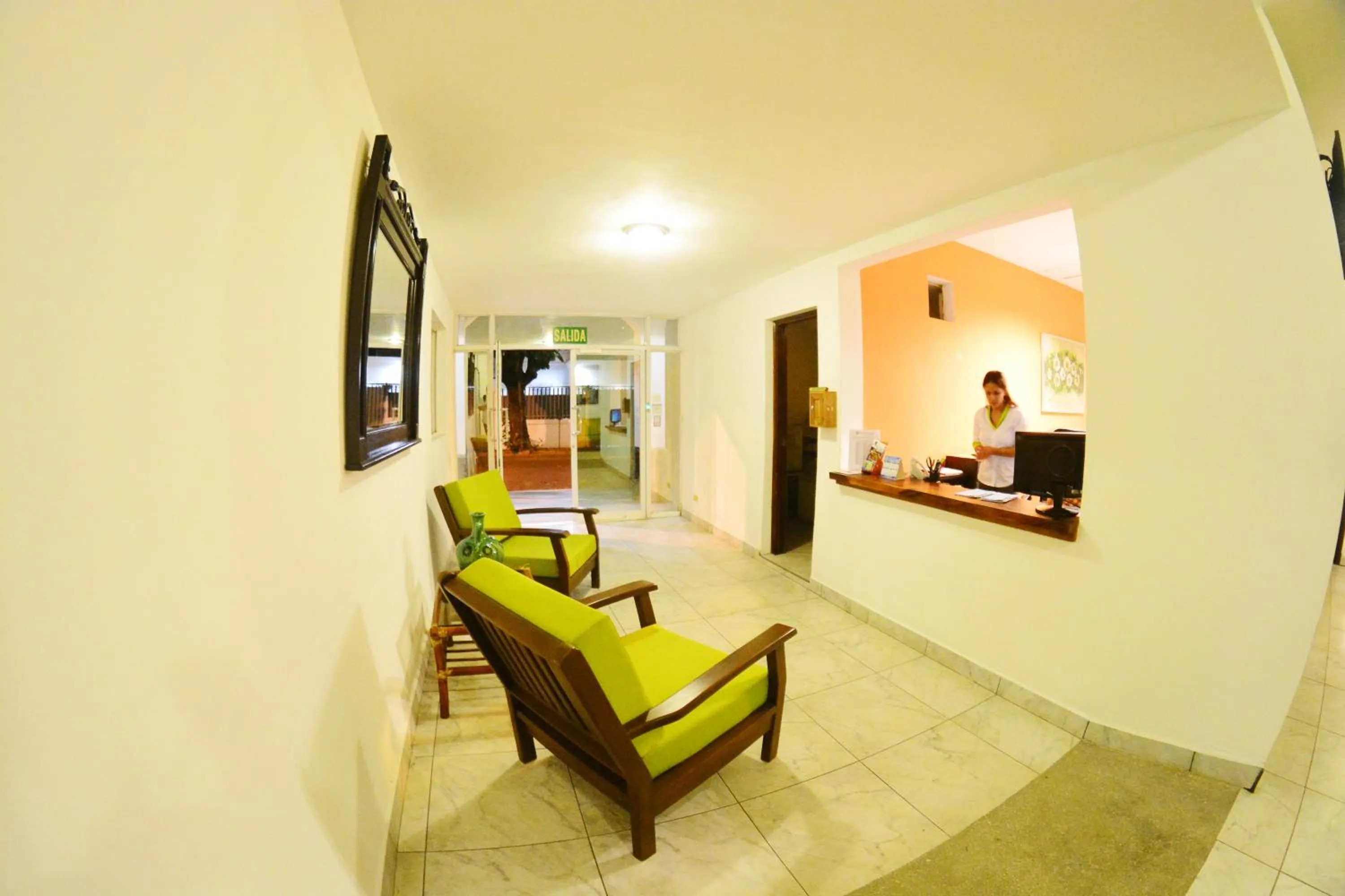 Facade/entrance in Hotel Europeo