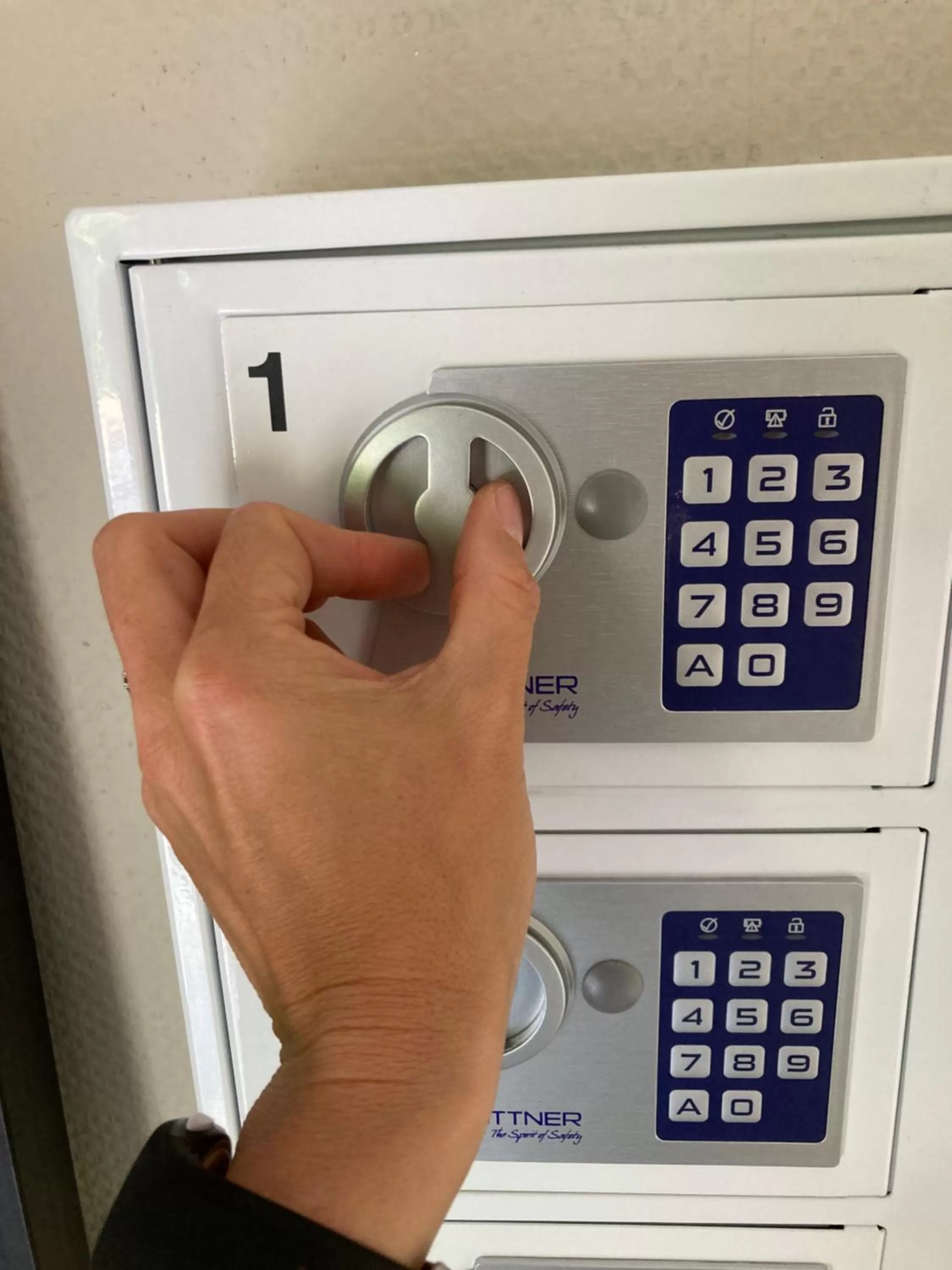 Facade/entrance in Hotel Entree - Canal View Bruges