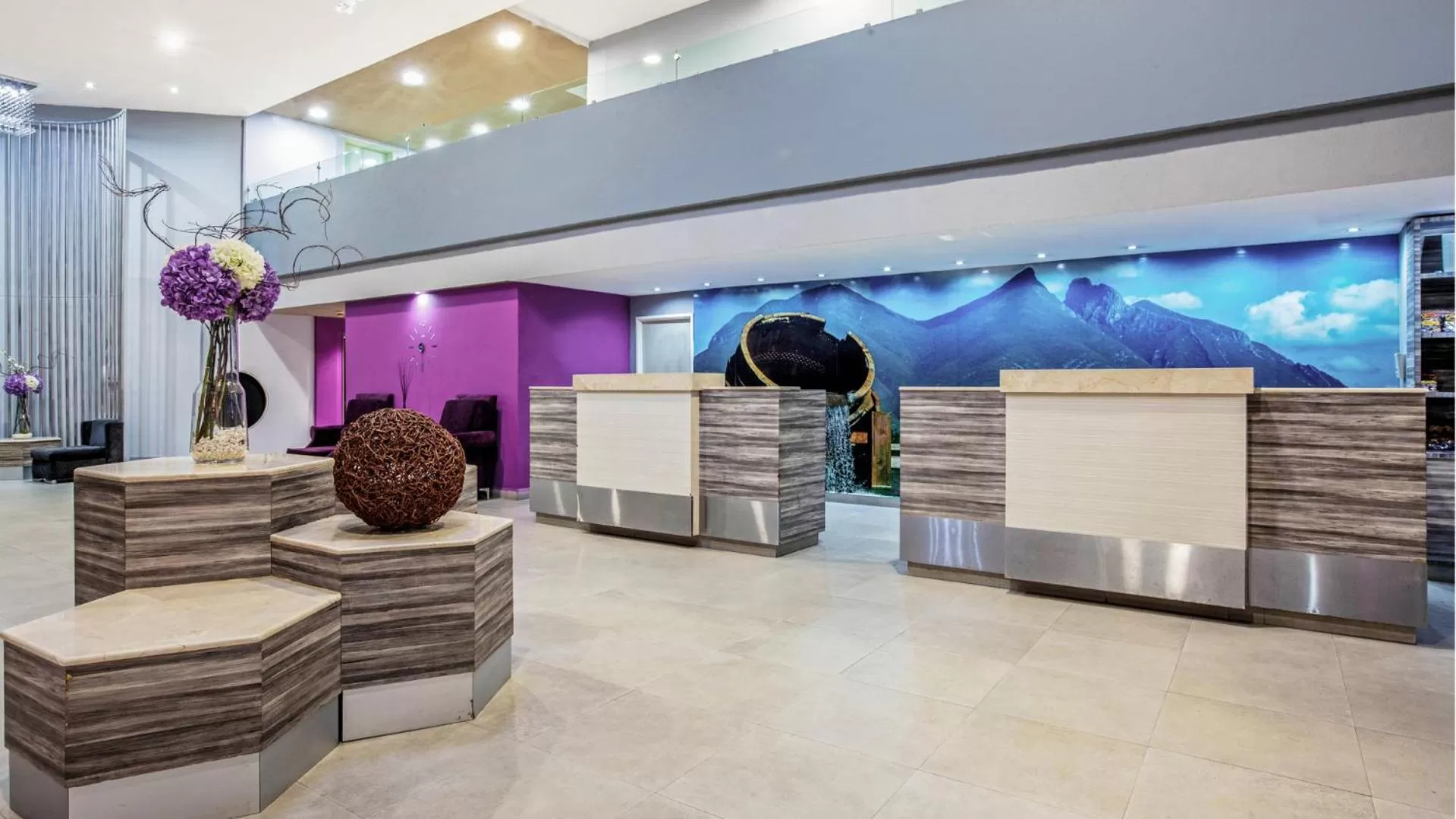 Lobby or reception in CHN Hotel Monterrey Centro, Trademark Collection by Wyndham