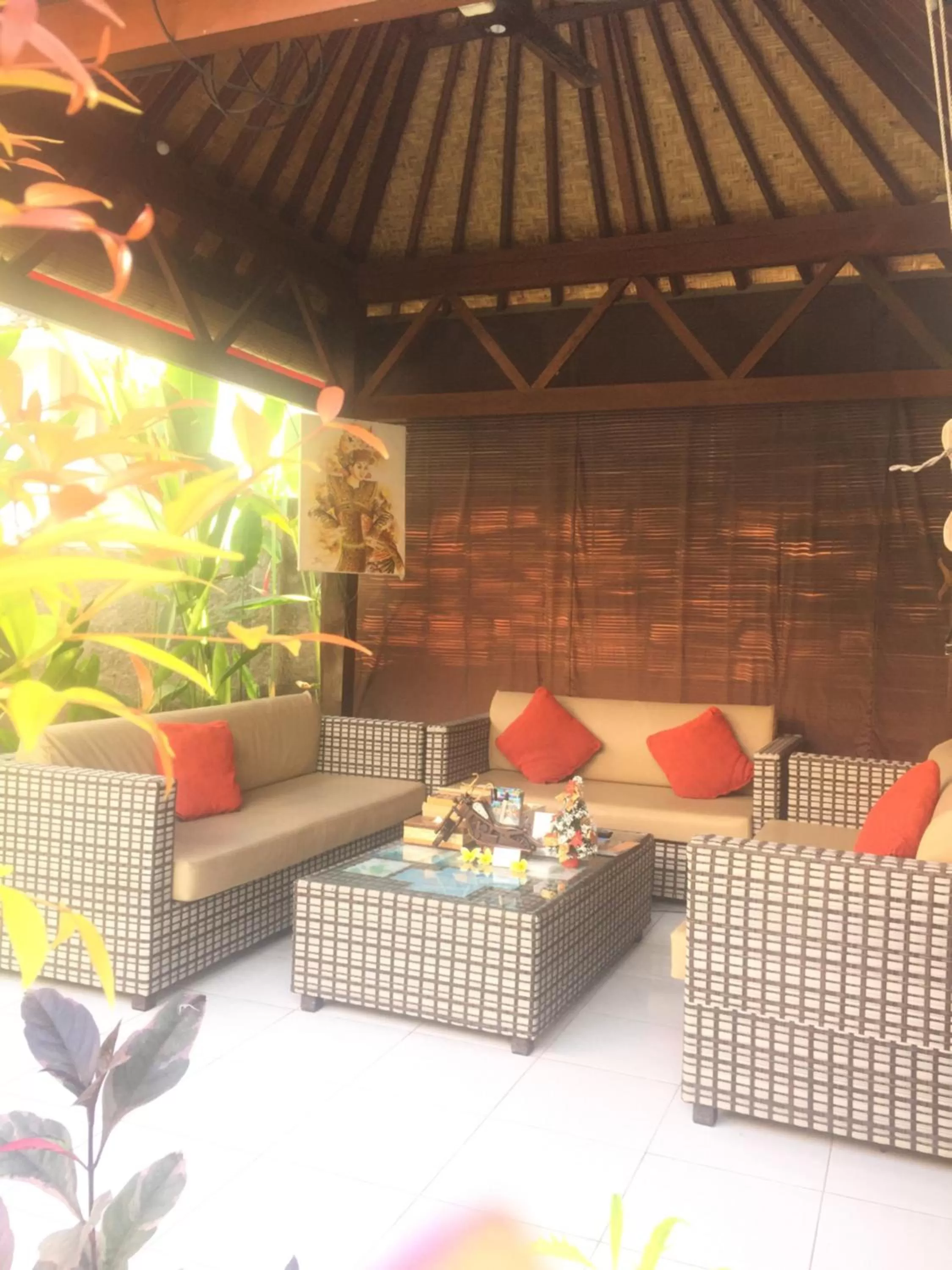 Seating Area in Isola D'oro lembongan