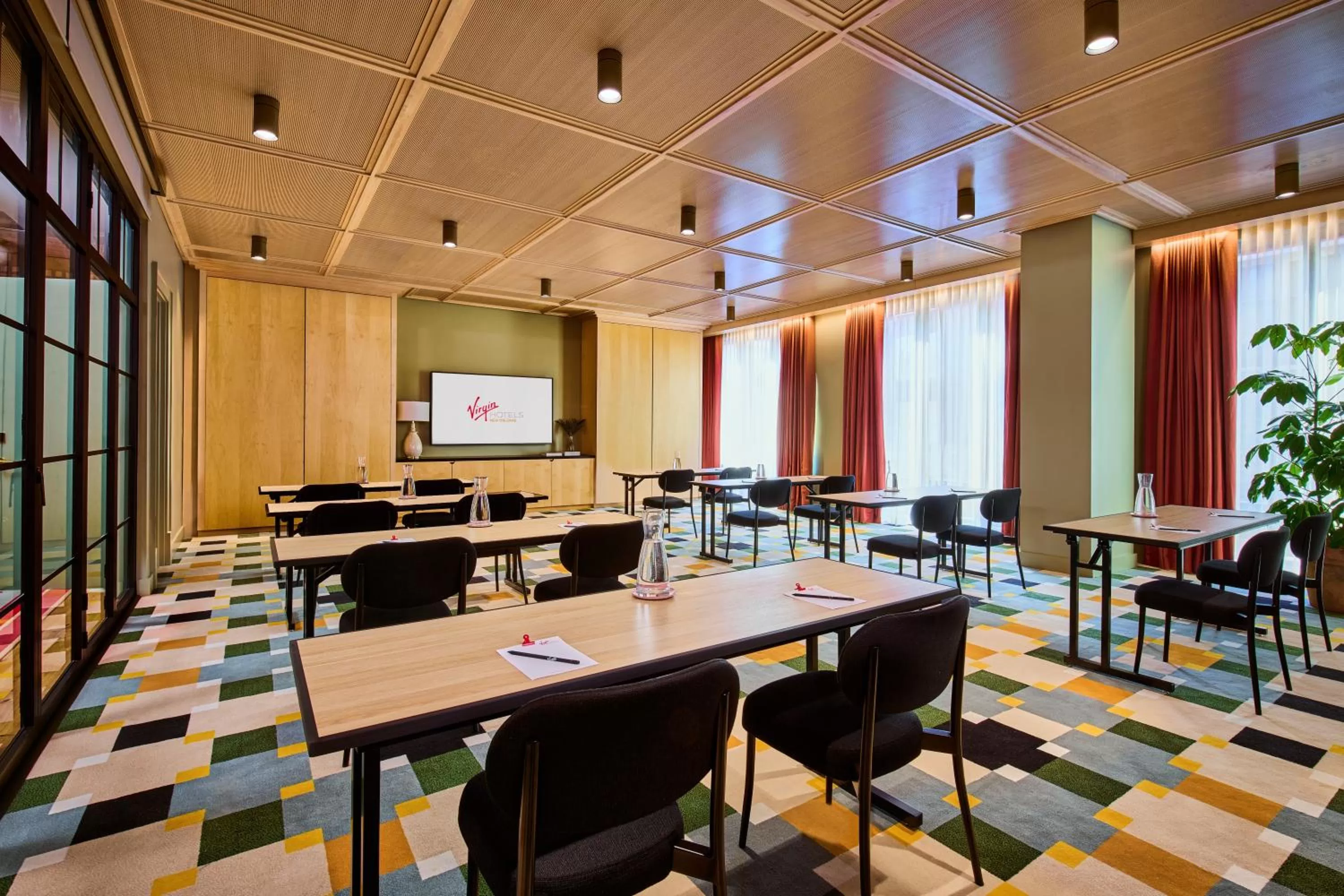 Meeting/conference room in Virgin Hotels New Orleans