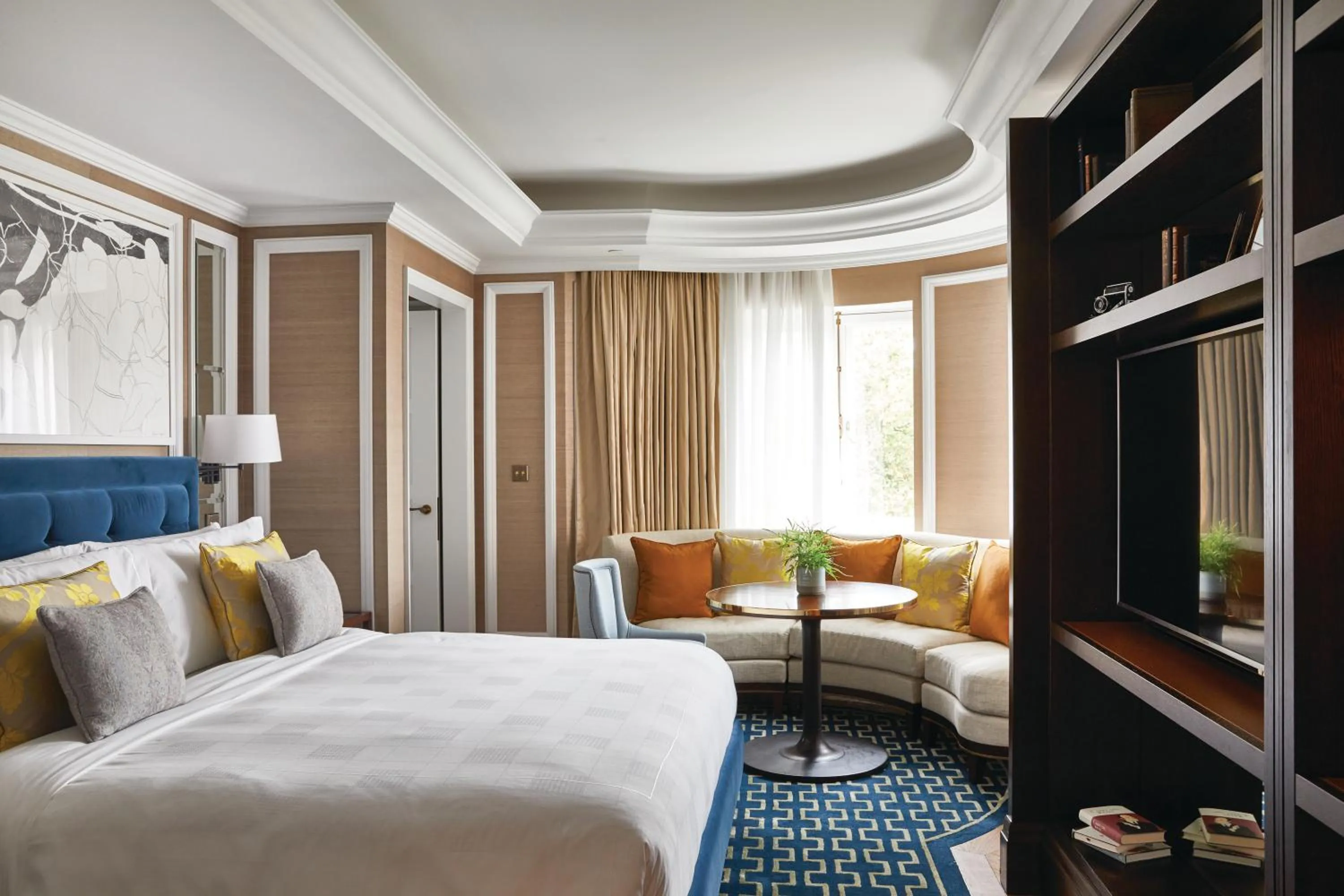 Bedroom, Bed in The Cadogan, A Belmond Hotel, London