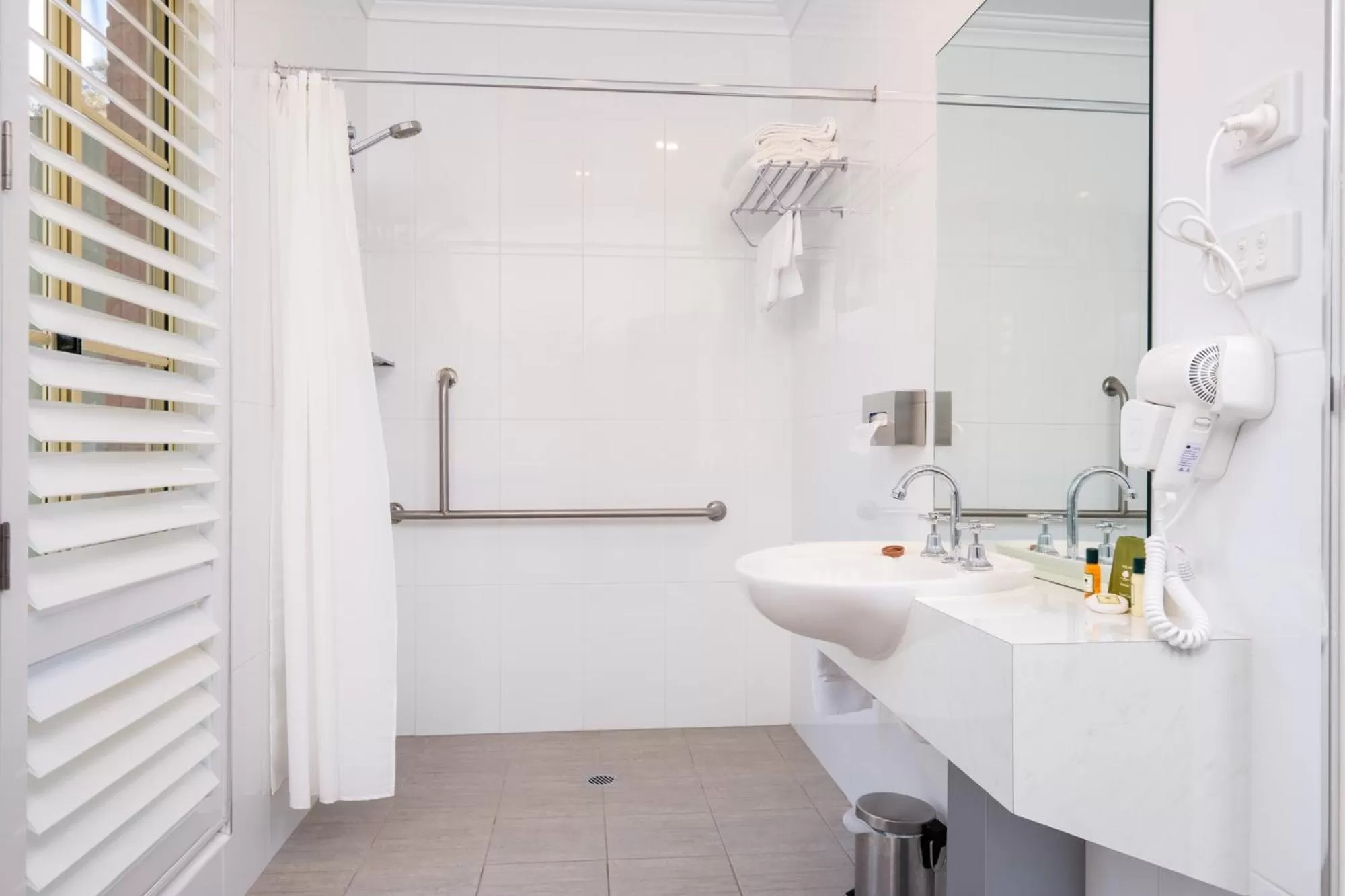 Shower in Commercial Golf Resort