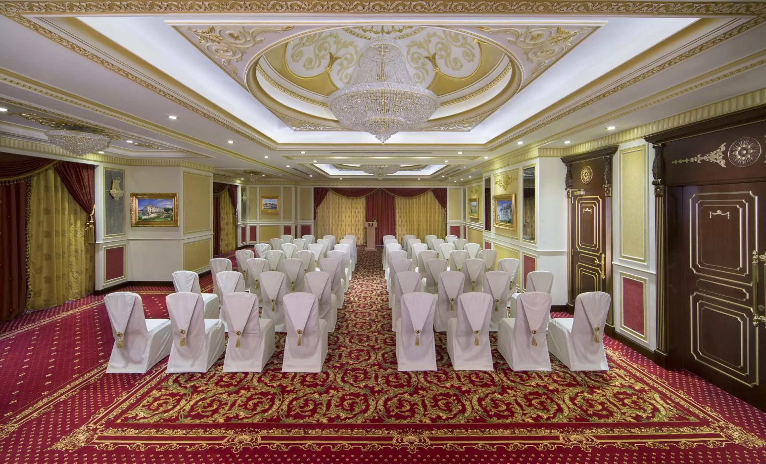 Banquet/Function facilities in Royal Rose Abu Dhabi, a Curio Collection by Hilton Affiliated Hotel