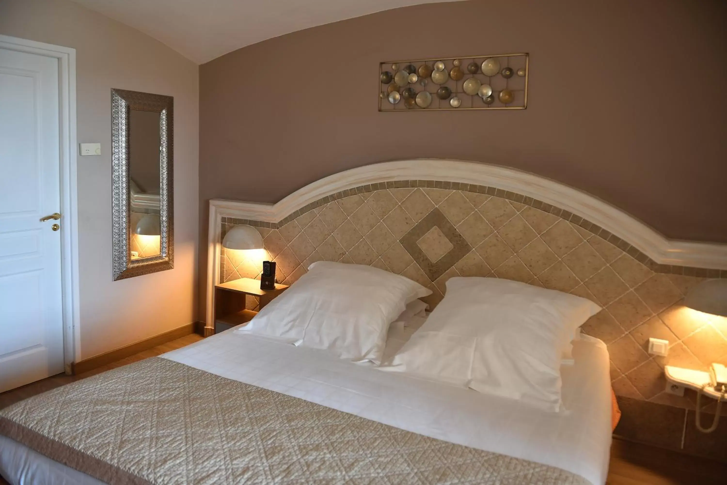 Superior Double or Twin Room in Hotel Restaurant & Spa L'Ostella Superior Double or Twin Room in Hotel Restaurant & Spa L'Ostella